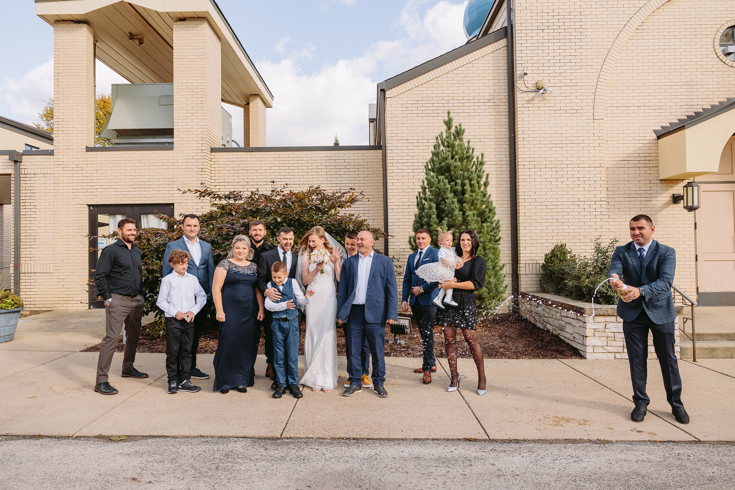 10.31.2021 Wedding. Wedding family event photographer in Chicago Nick Yushevich