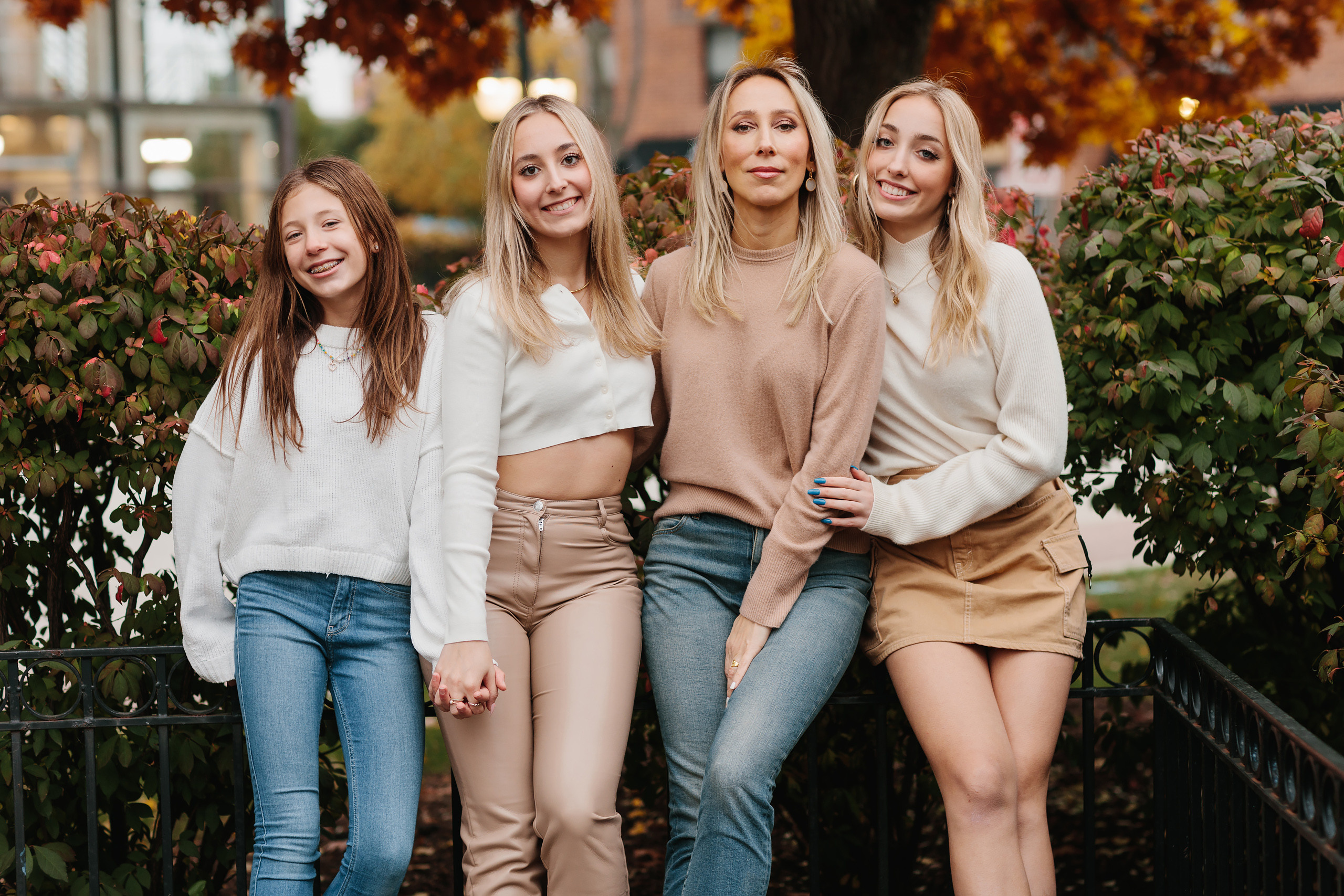 11.10.2021 Family photoshoot. Wedding family event photographer in Chicago Nick Yushevich