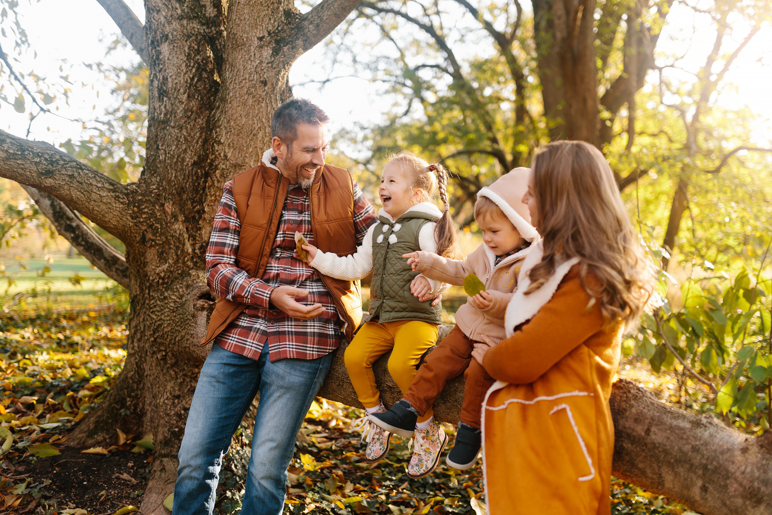 11.05.2021 Family photoshoot. Wedding family event photographer in Chicago Nick Yushevich