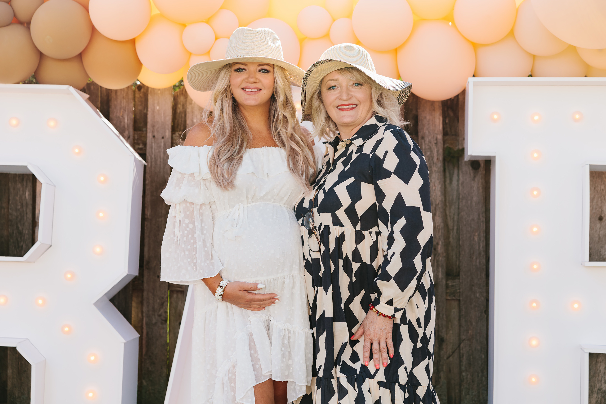 08.15.2021 Baby shower. Wedding family event photographer in Chicago Nick Yushevich