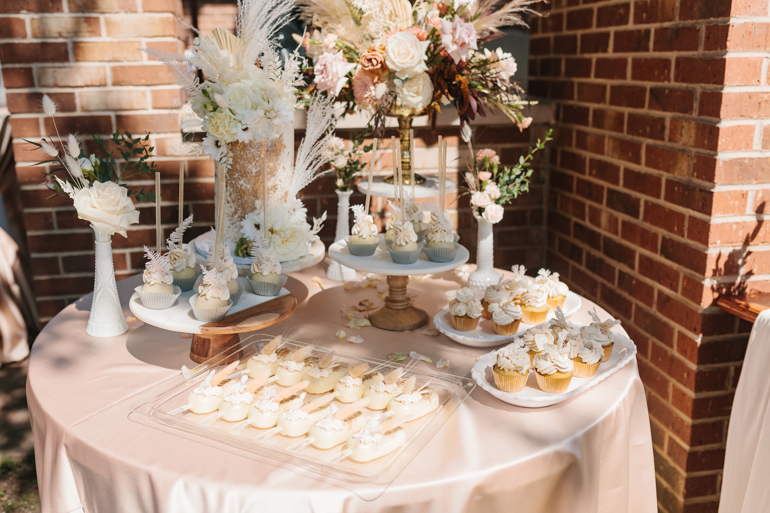 08.15.2021 Baby shower. Wedding family event photographer in Chicago Nick Yushevich