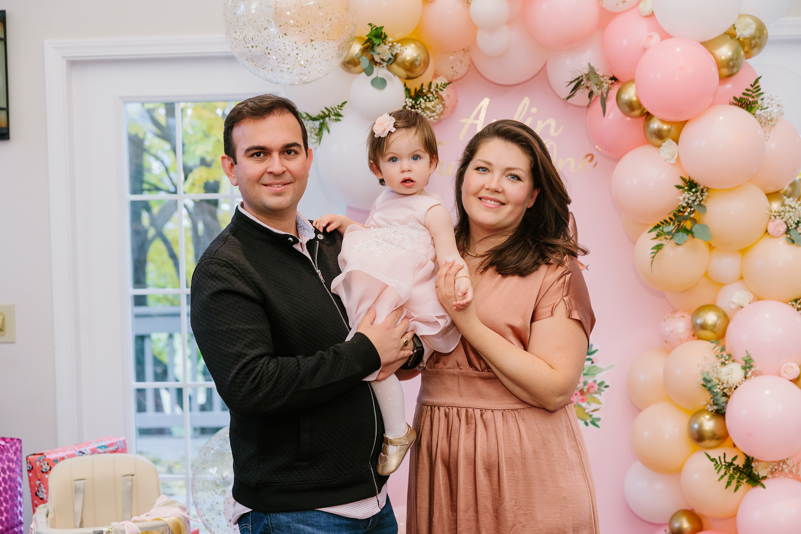 11.13.2021 First birthday. Wedding family event photographer in Chicago Nick Yushevich