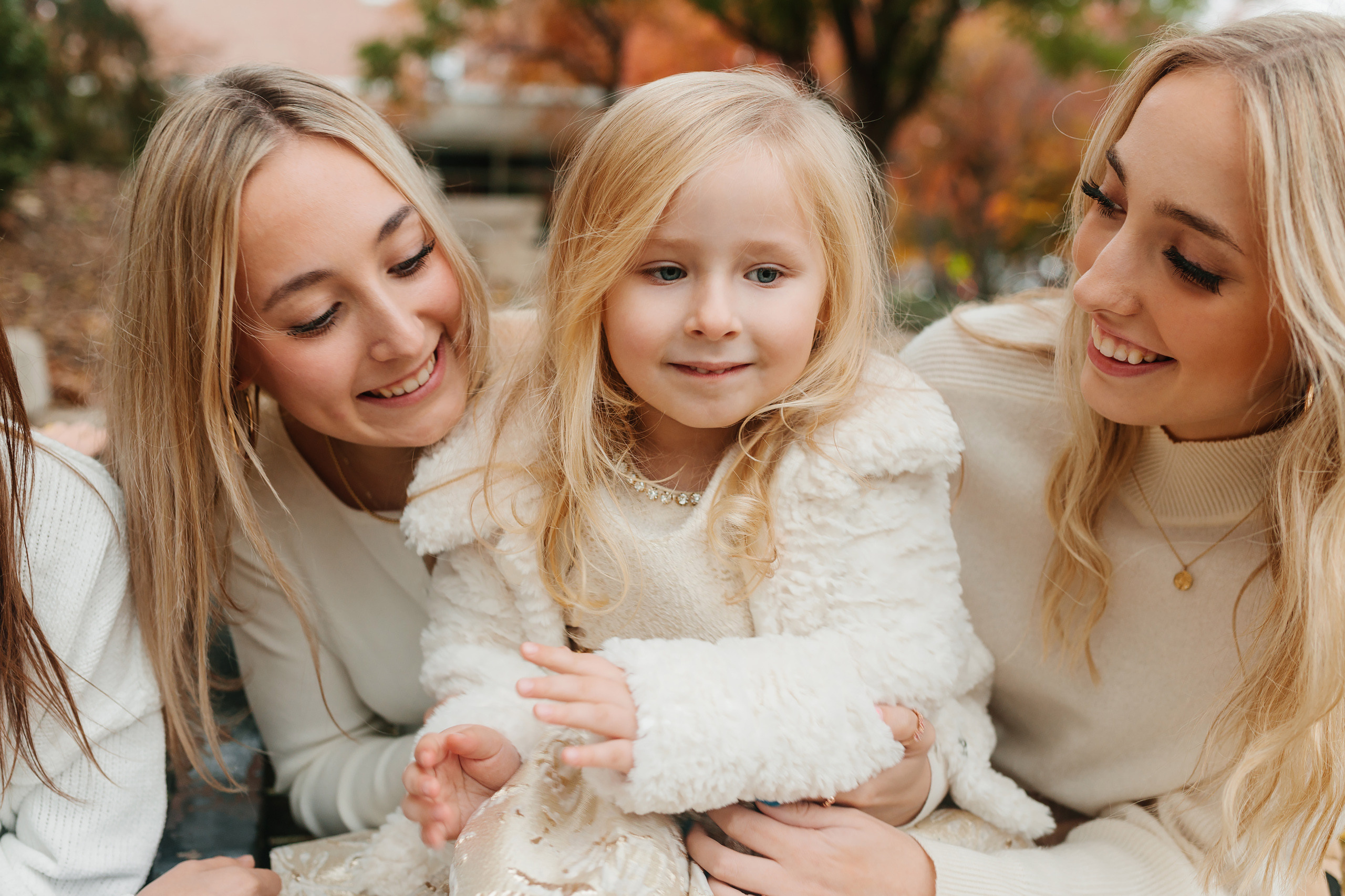 11.10.2021 Family photoshoot. Wedding family event photographer in Chicago Nick Yushevich