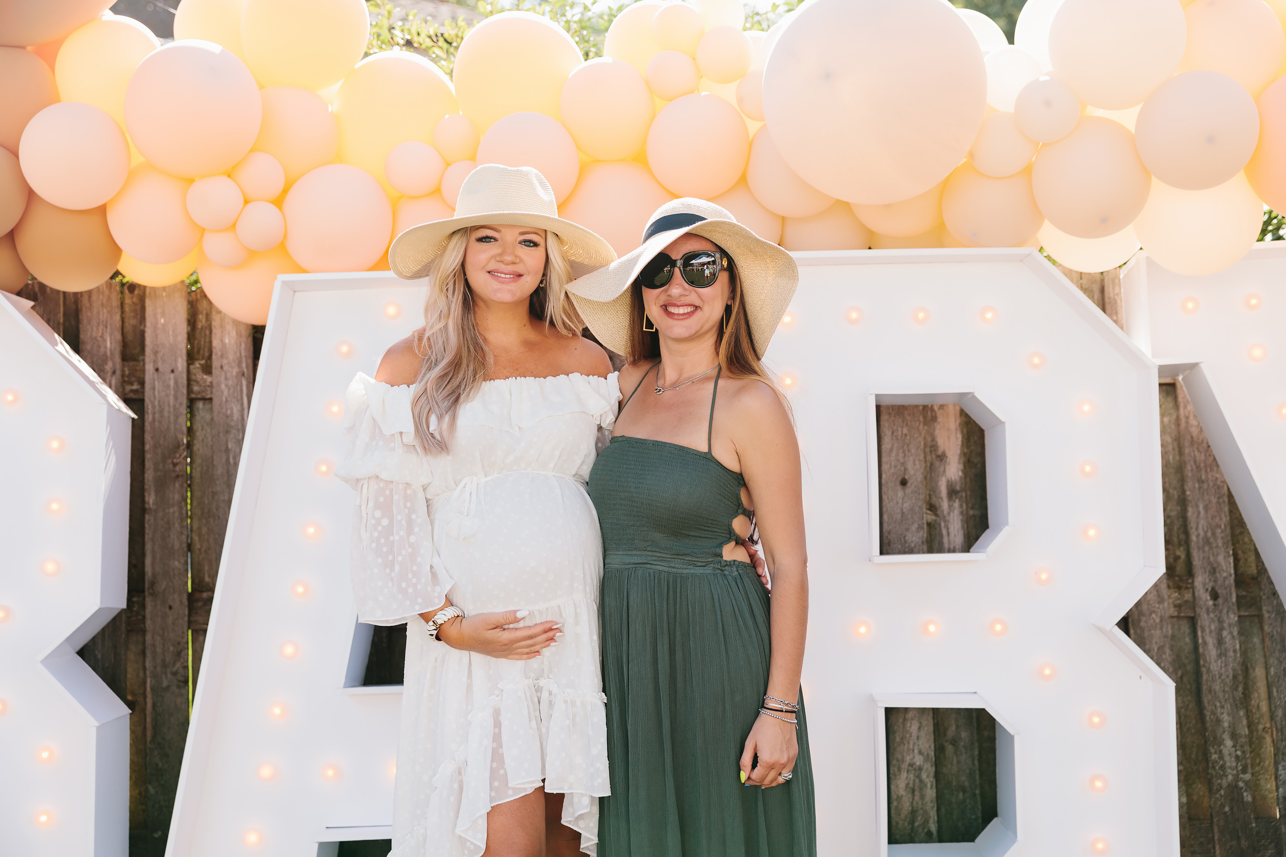 08.15.2021 Baby shower. Wedding family event photographer in Chicago Nick Yushevich