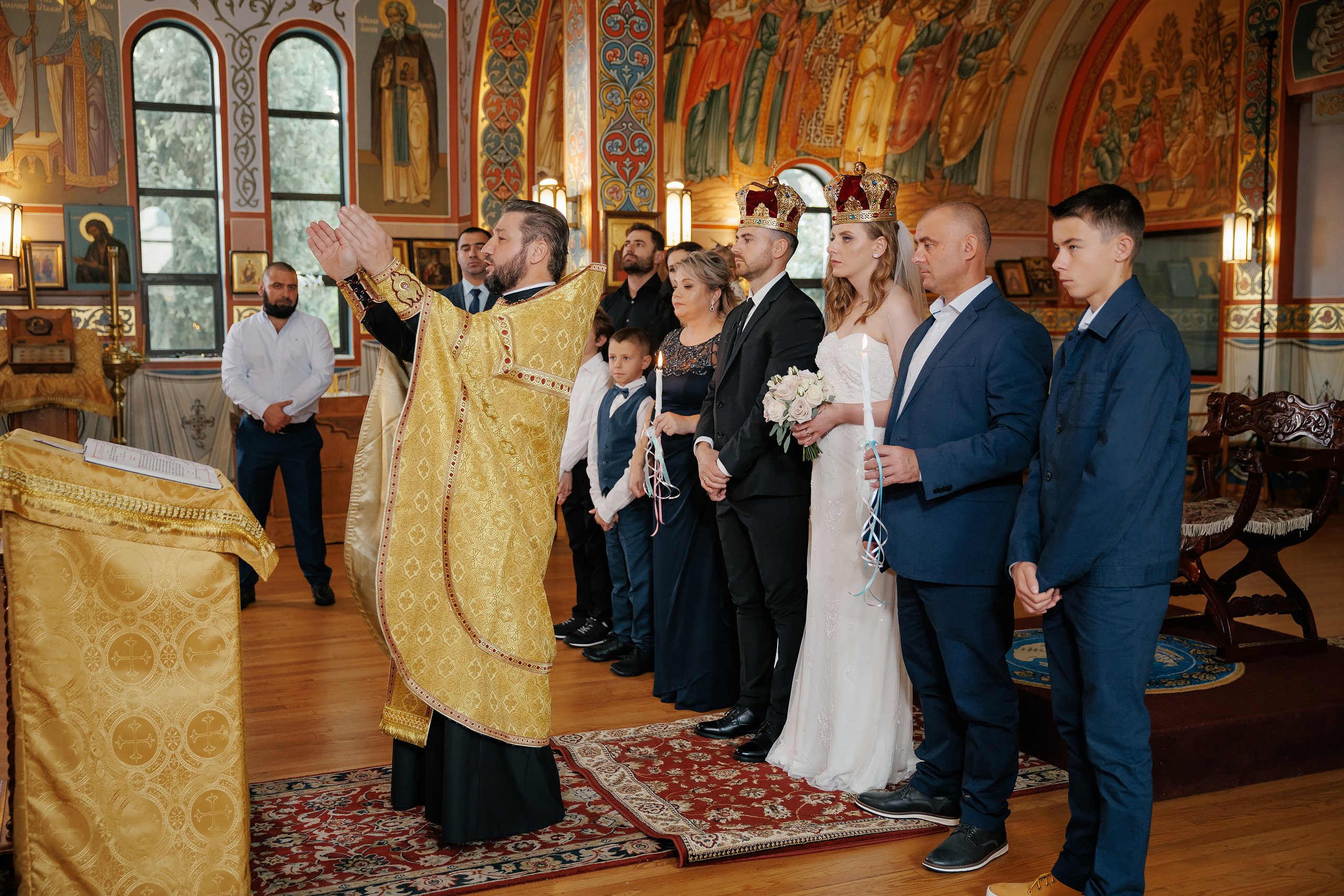 10.31.2021 Wedding. Wedding family event photographer in Chicago Nick Yushevich