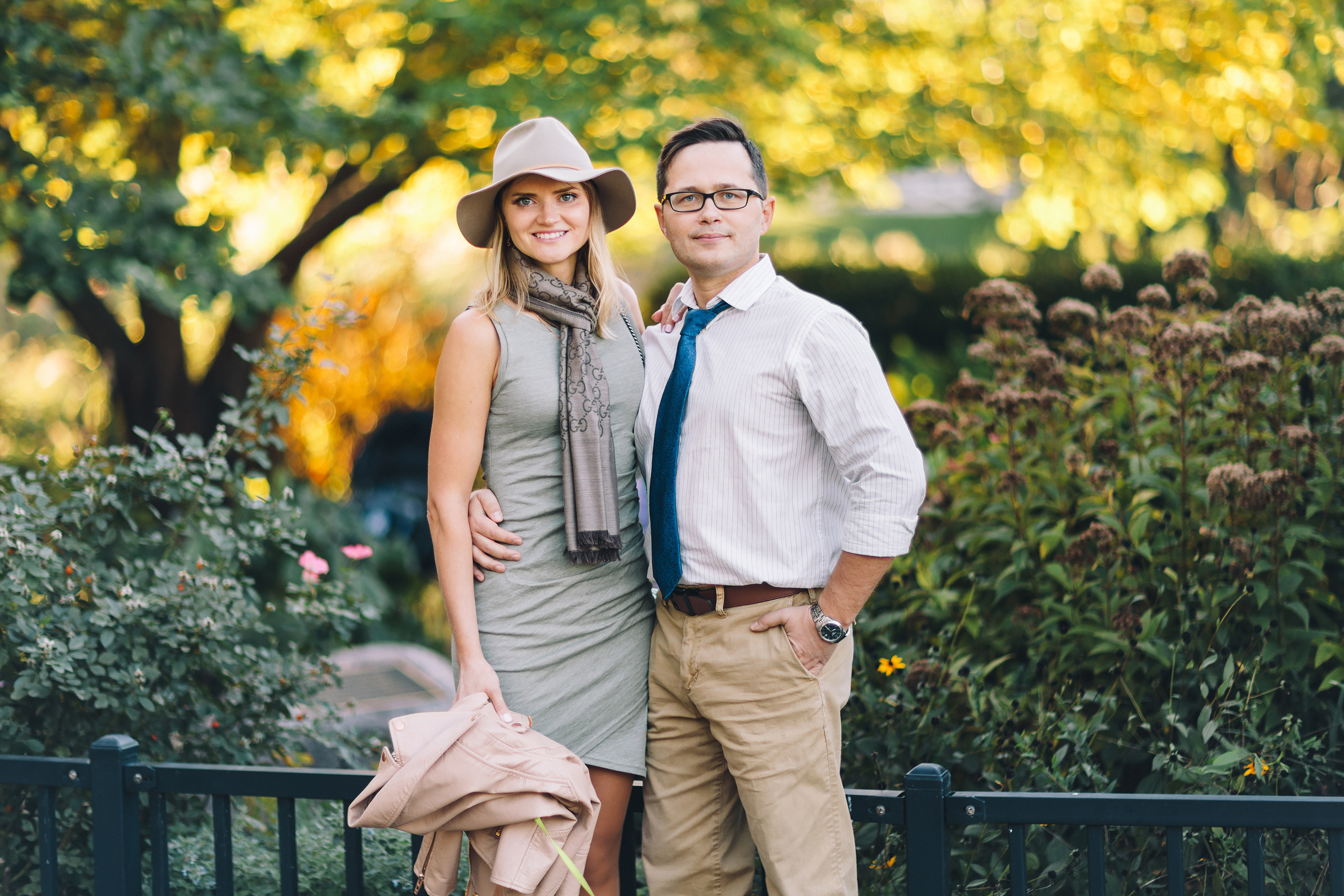 10.18.2021 Walk in Chicago. Wedding family event photographer in Chicago Nick Yushevich