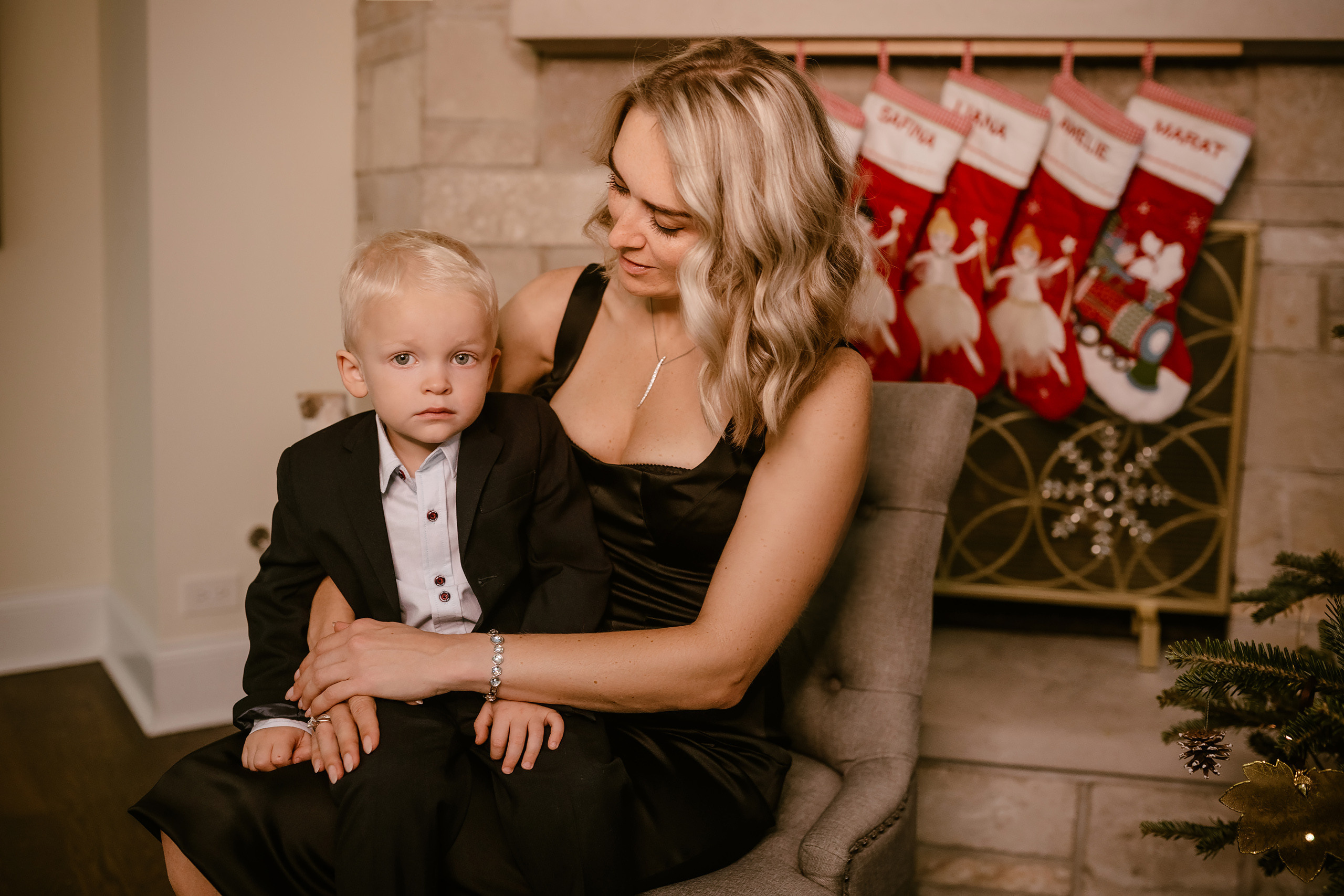 11282021 Christmas Photoshoot. Wedding family event photographer in Chicago Nick Yushevich