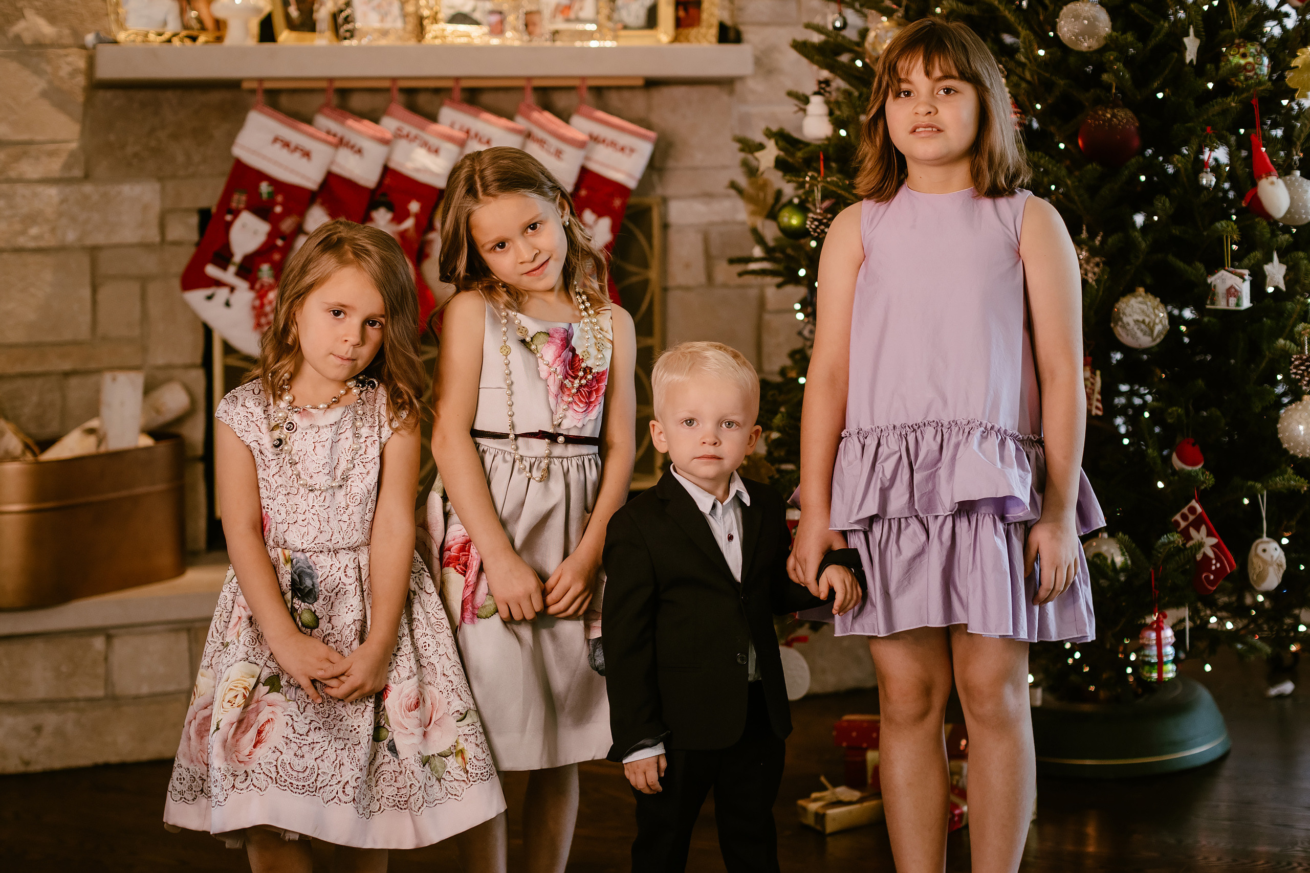 11282021 Christmas Photoshoot. Wedding family event photographer in Chicago Nick Yushevich