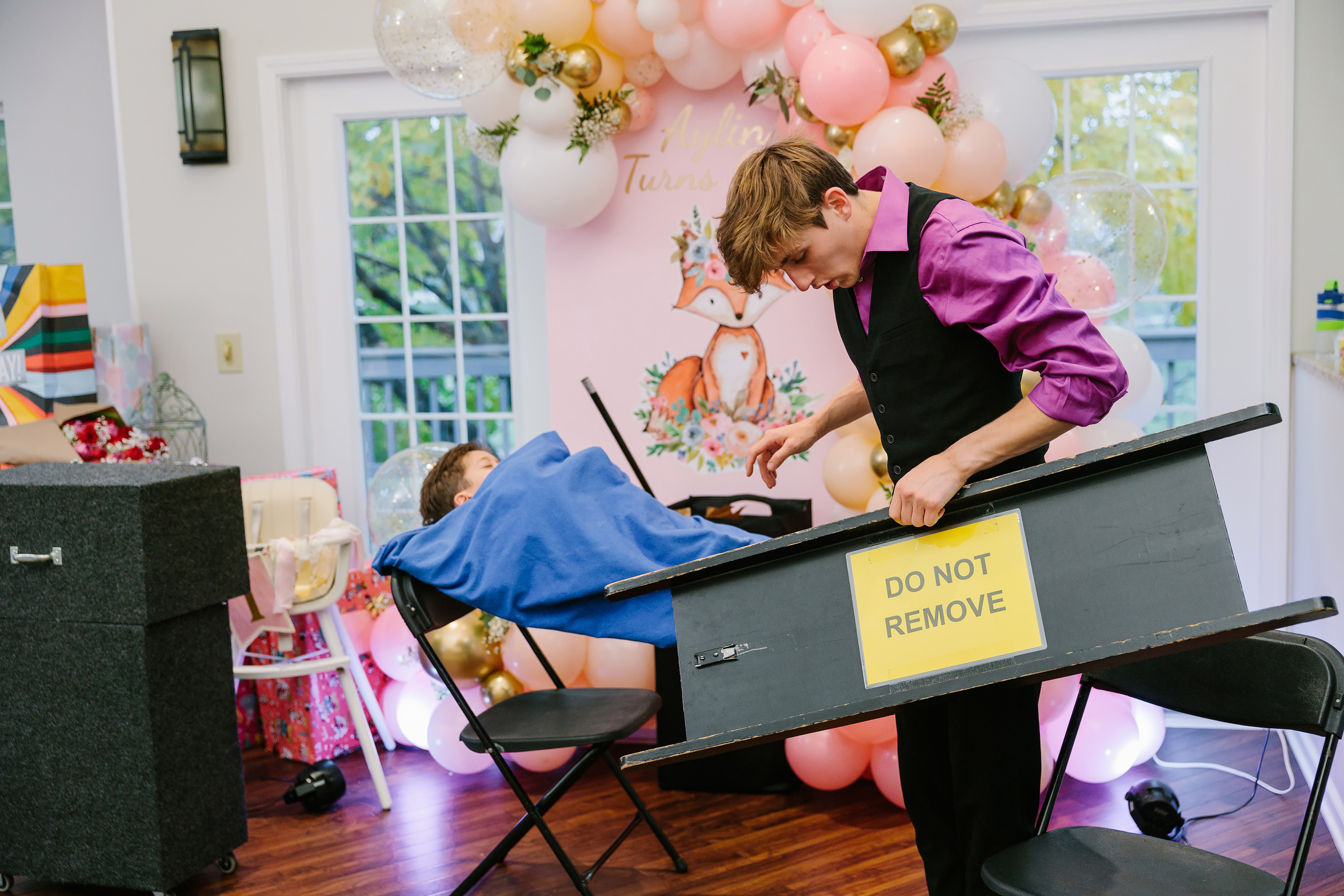 11.13.2021 First birthday. Wedding family event photographer in Chicago Nick Yushevich