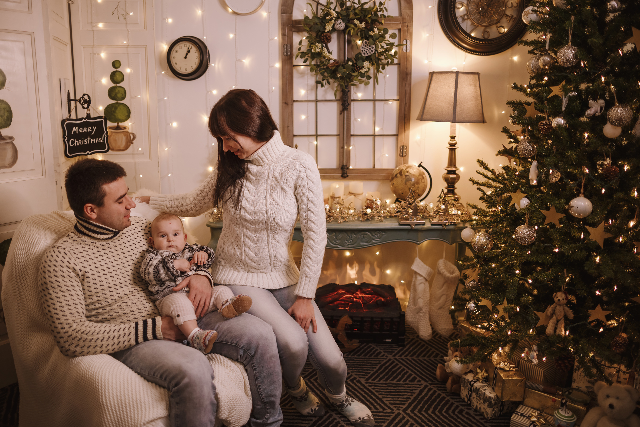 12052021 Christmas Photoshoot 10. Wedding family event photographer in Chicago Nick Yushevich