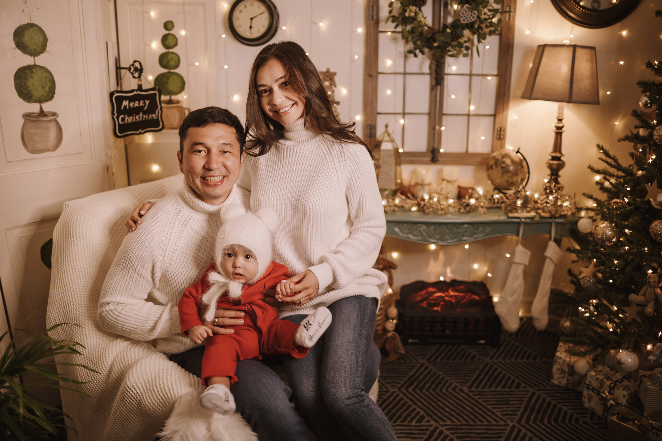 11182021 Christmas Photoshoot 2. Wedding family event photographer in Chicago Nick Yushevich