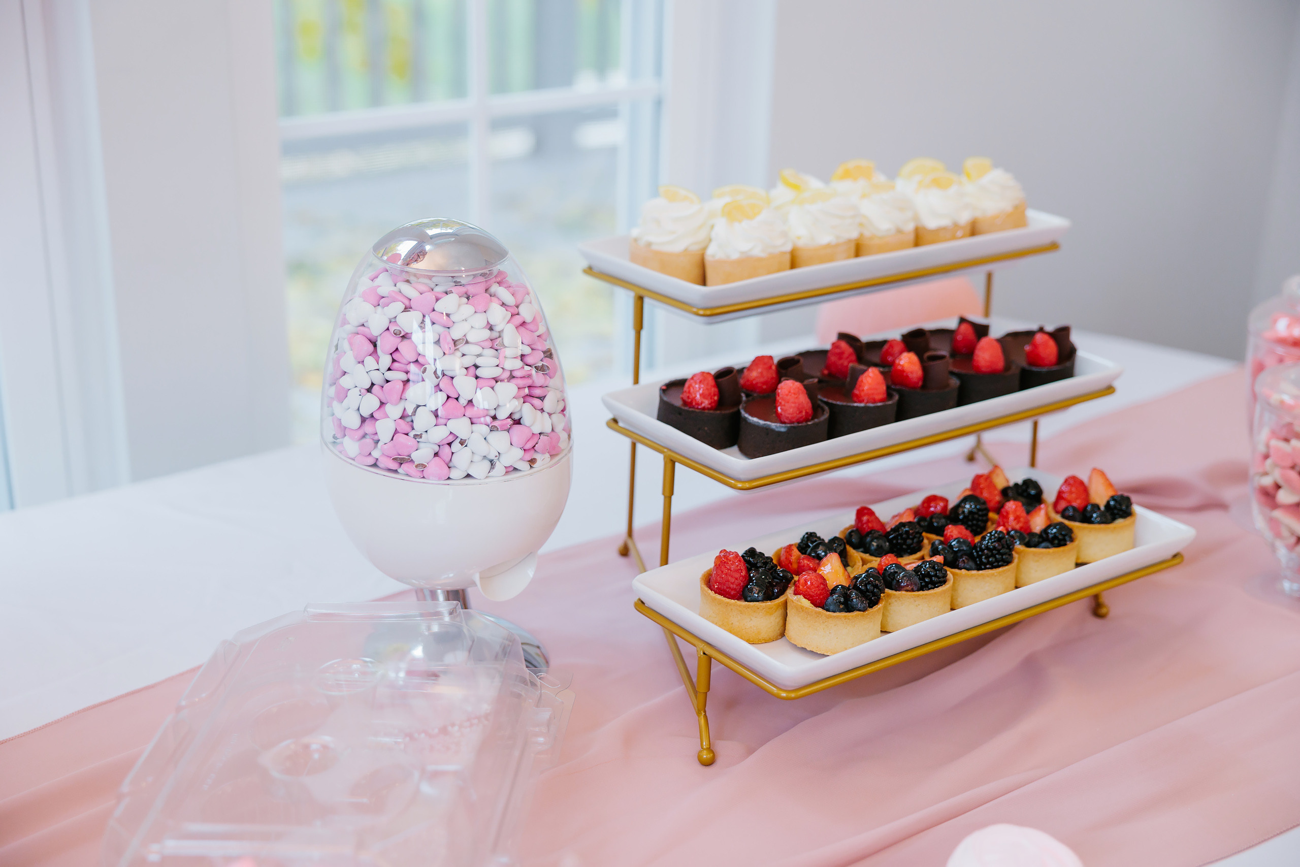 11.13.2021 First birthday. Wedding family event photographer in Chicago Nick Yushevich