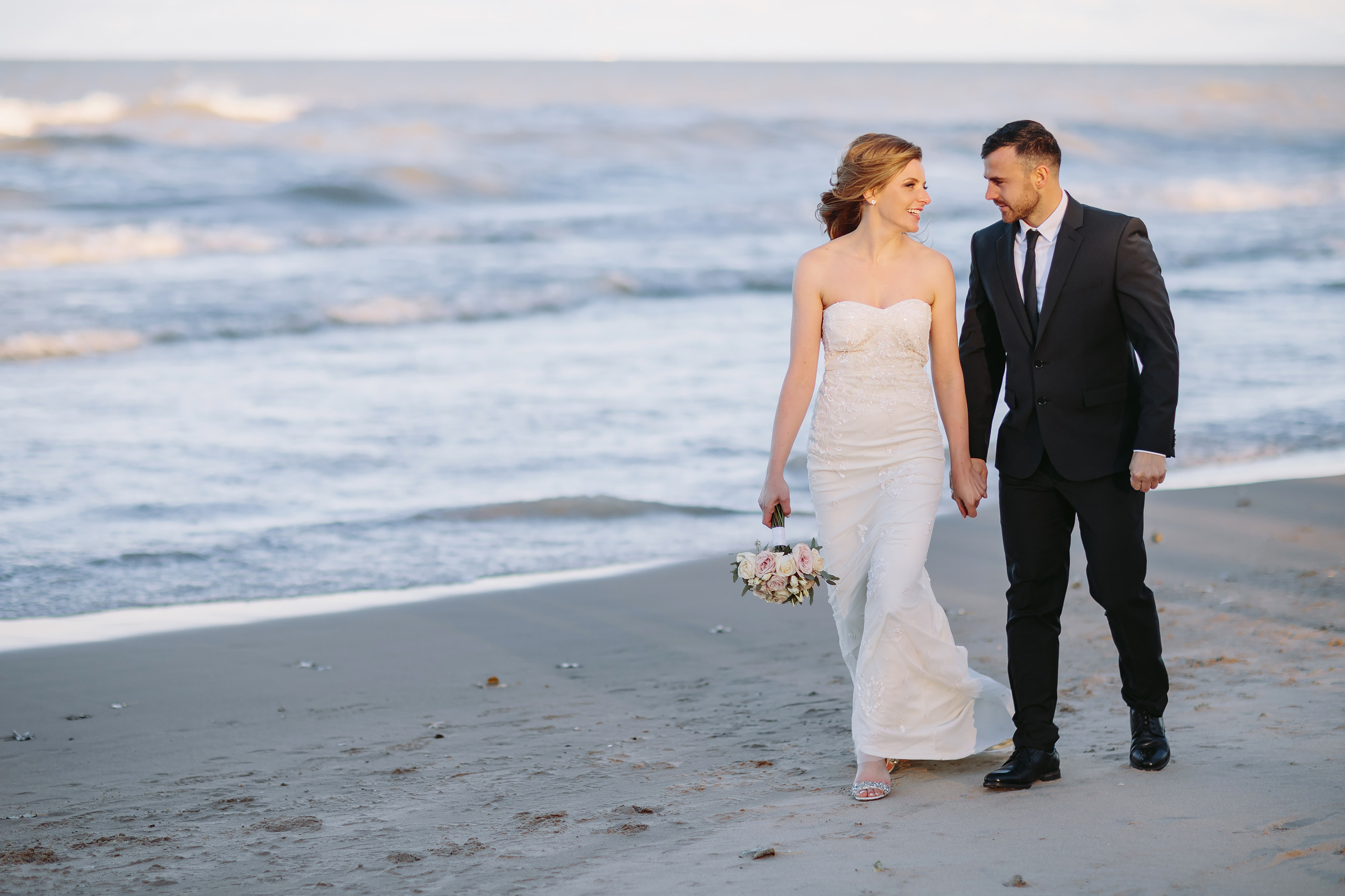 10.31.2021 Wedding. Wedding family event photographer in Chicago Nick Yushevich