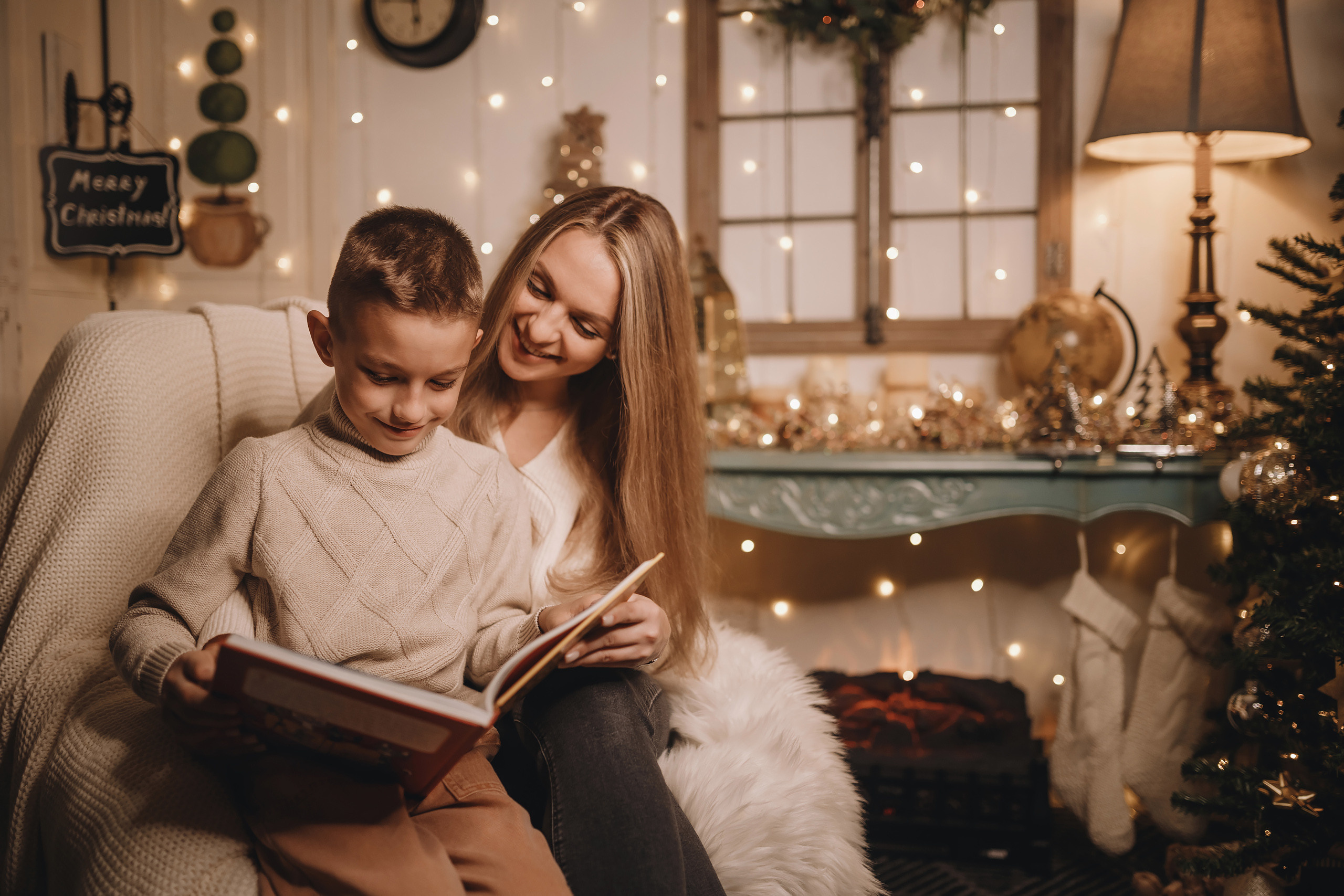 12142021 Christmas Photoshoot 14. Wedding family event photographer in Chicago Nick Yushevich