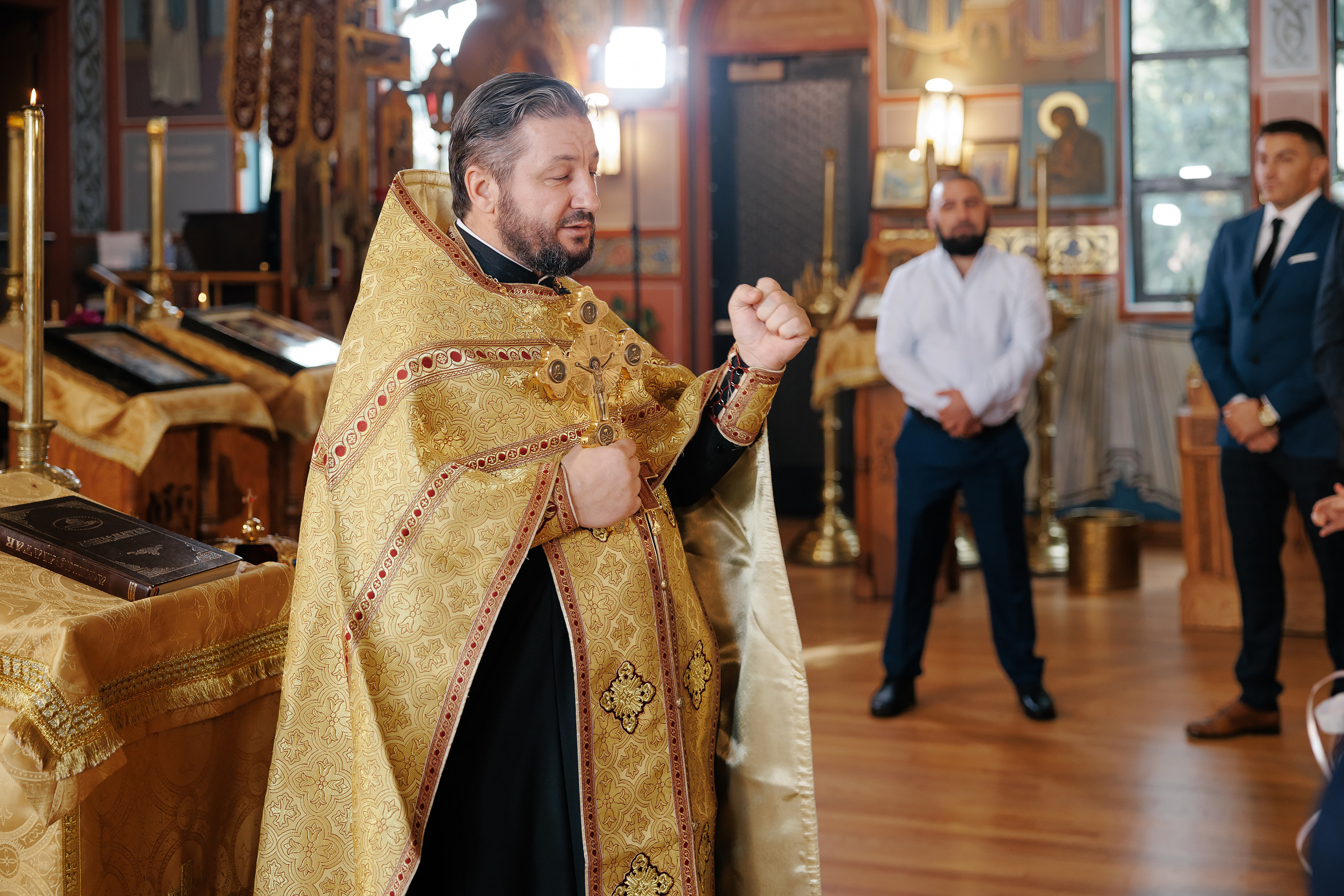 10.31.2021 Wedding. Wedding family event photographer in Chicago Nick Yushevich