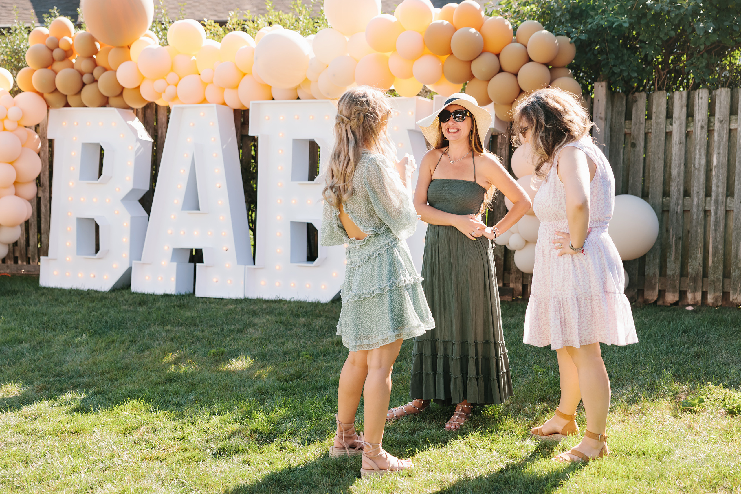 08.15.2021 Baby shower. Wedding family event photographer in Chicago Nick Yushevich