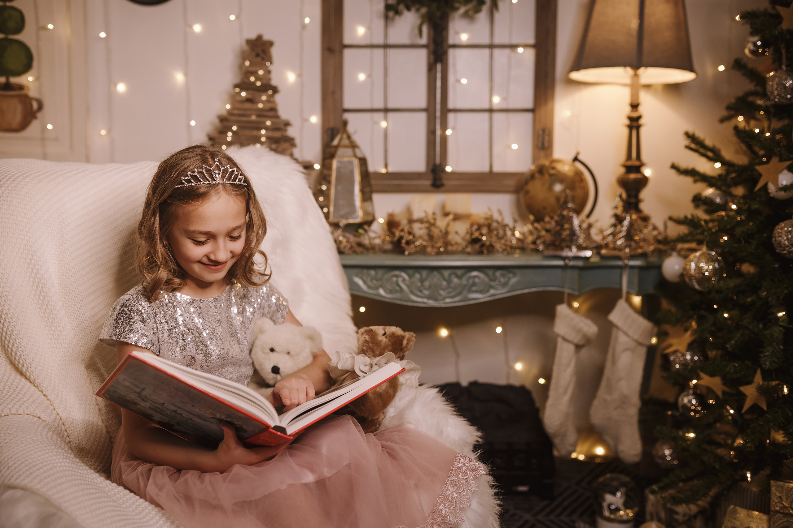 11292021 Christmas Photoshoot 7. Wedding family event photographer in Chicago Nick Yushevich