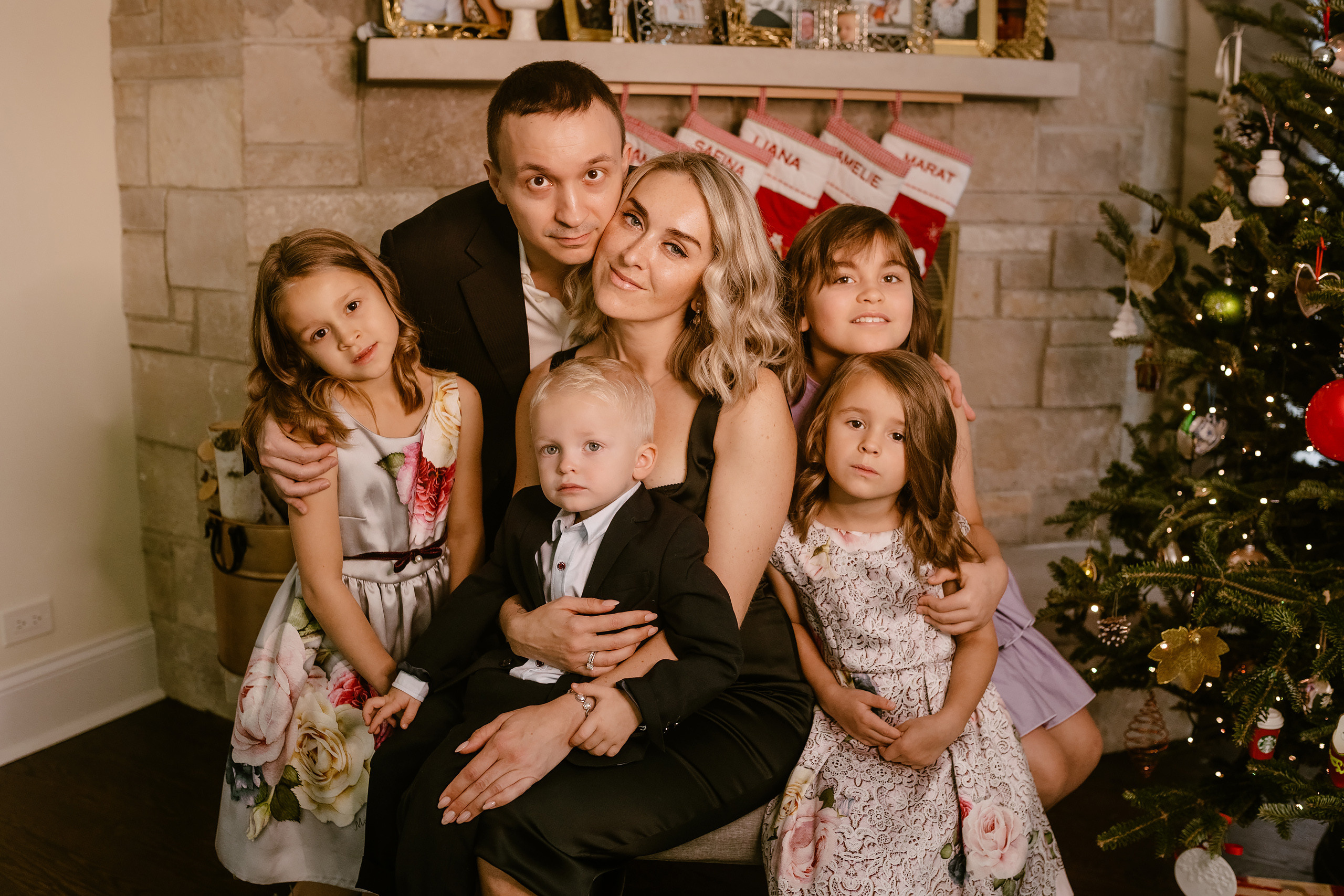11282021 Christmas Photoshoot. Wedding family event photographer in Chicago Nick Yushevich