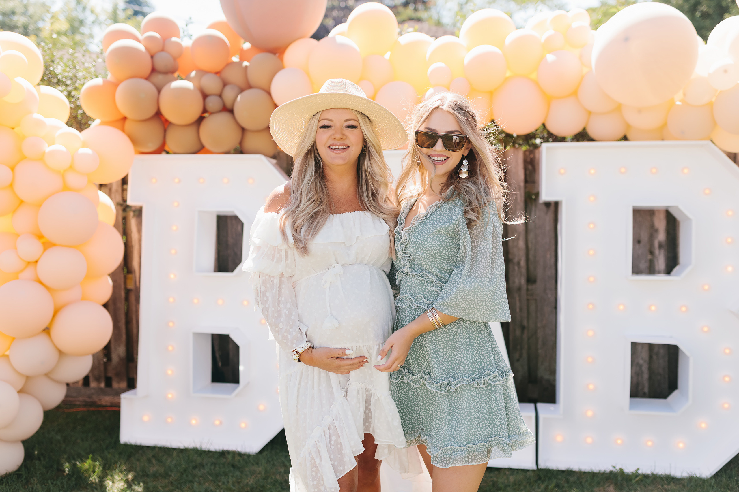 08.15.2021 Baby shower. Wedding family event photographer in Chicago Nick Yushevich