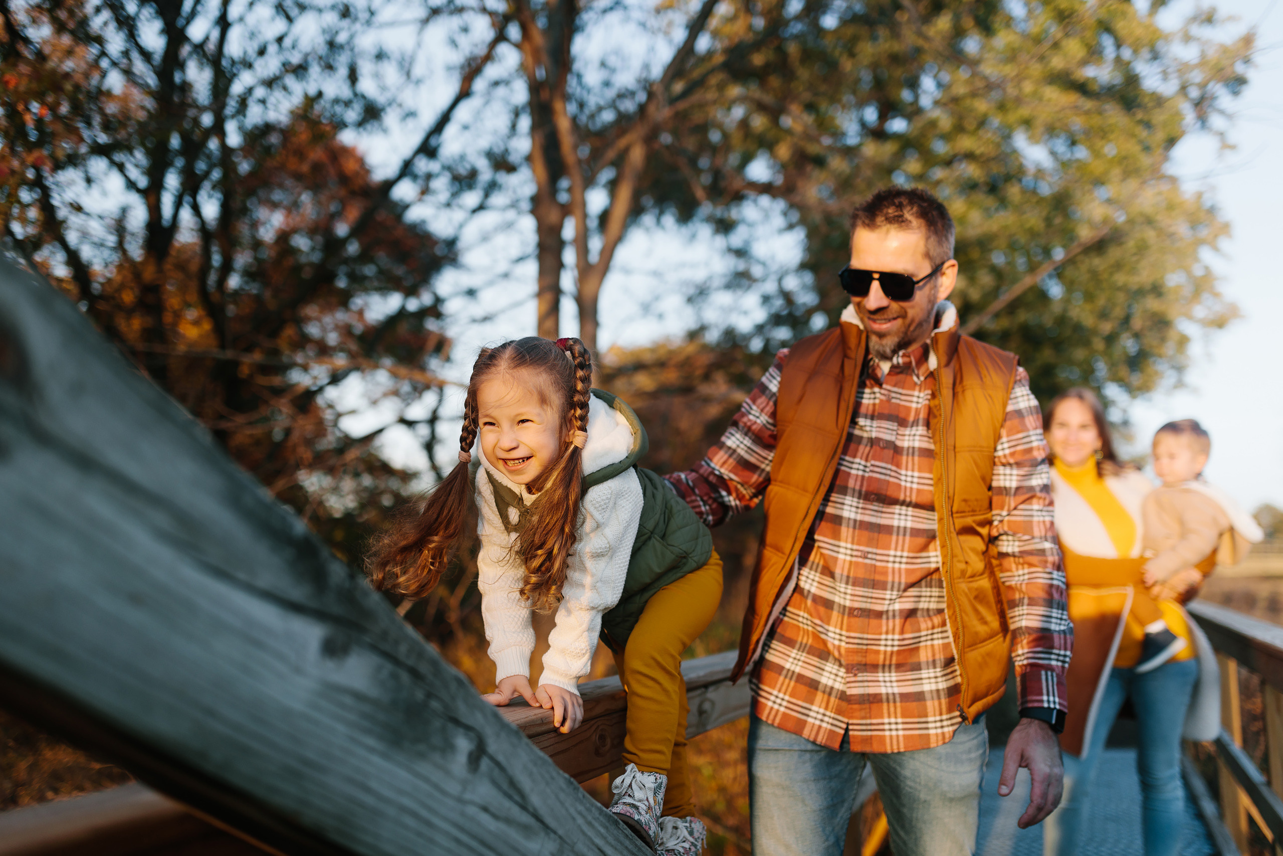 11.05.2021 Family photoshoot. Wedding family event photographer in Chicago Nick Yushevich