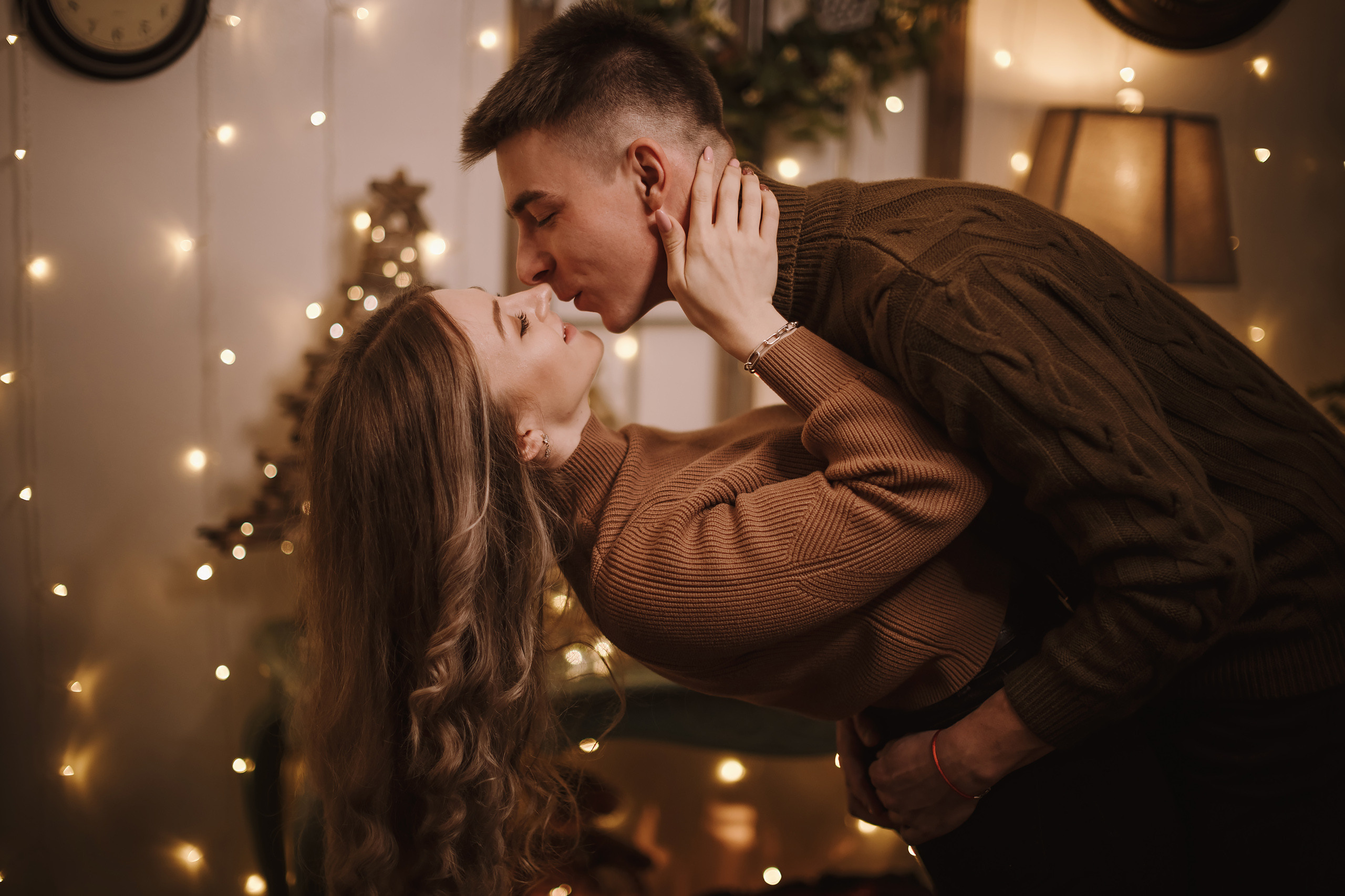 11282021 Christmas Photoshoot 5. Wedding family event photographer in Chicago Nick Yushevich