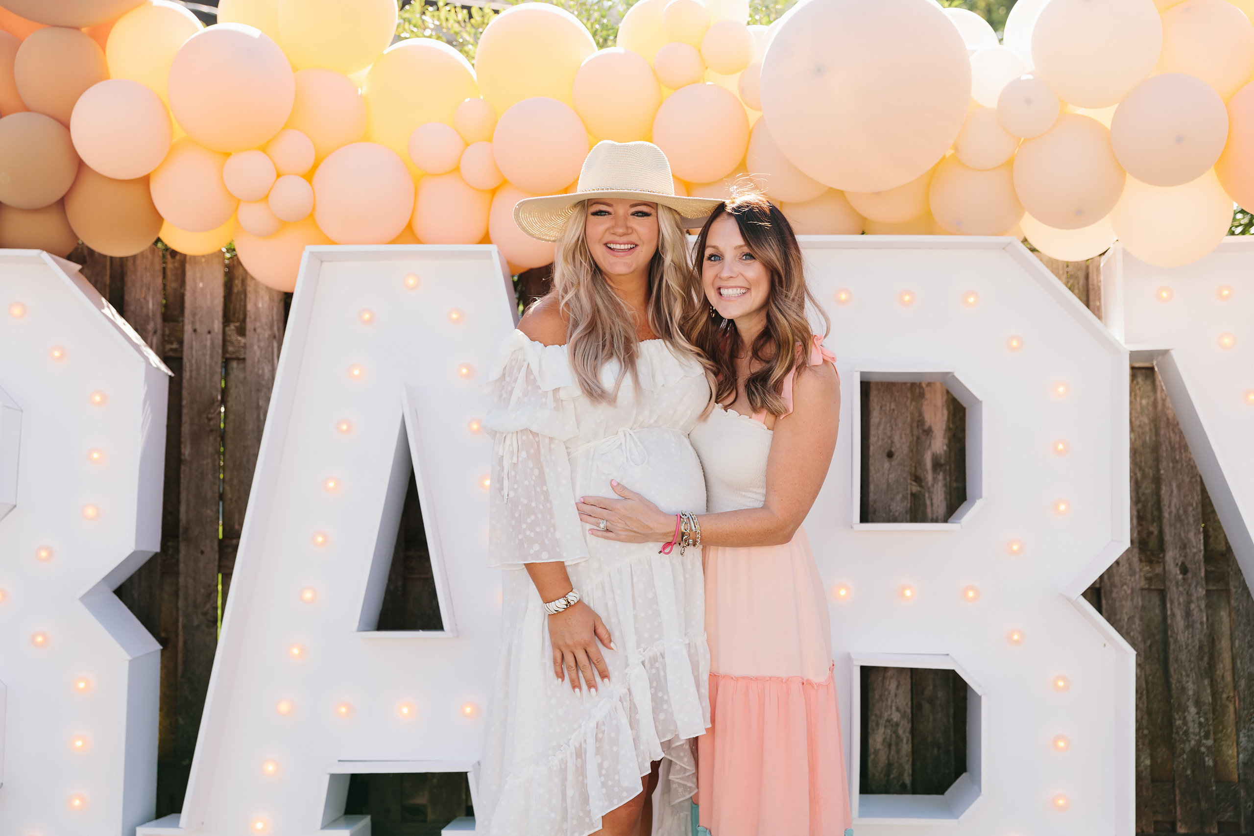 08.15.2021 Baby shower. Wedding family event photographer in Chicago Nick Yushevich