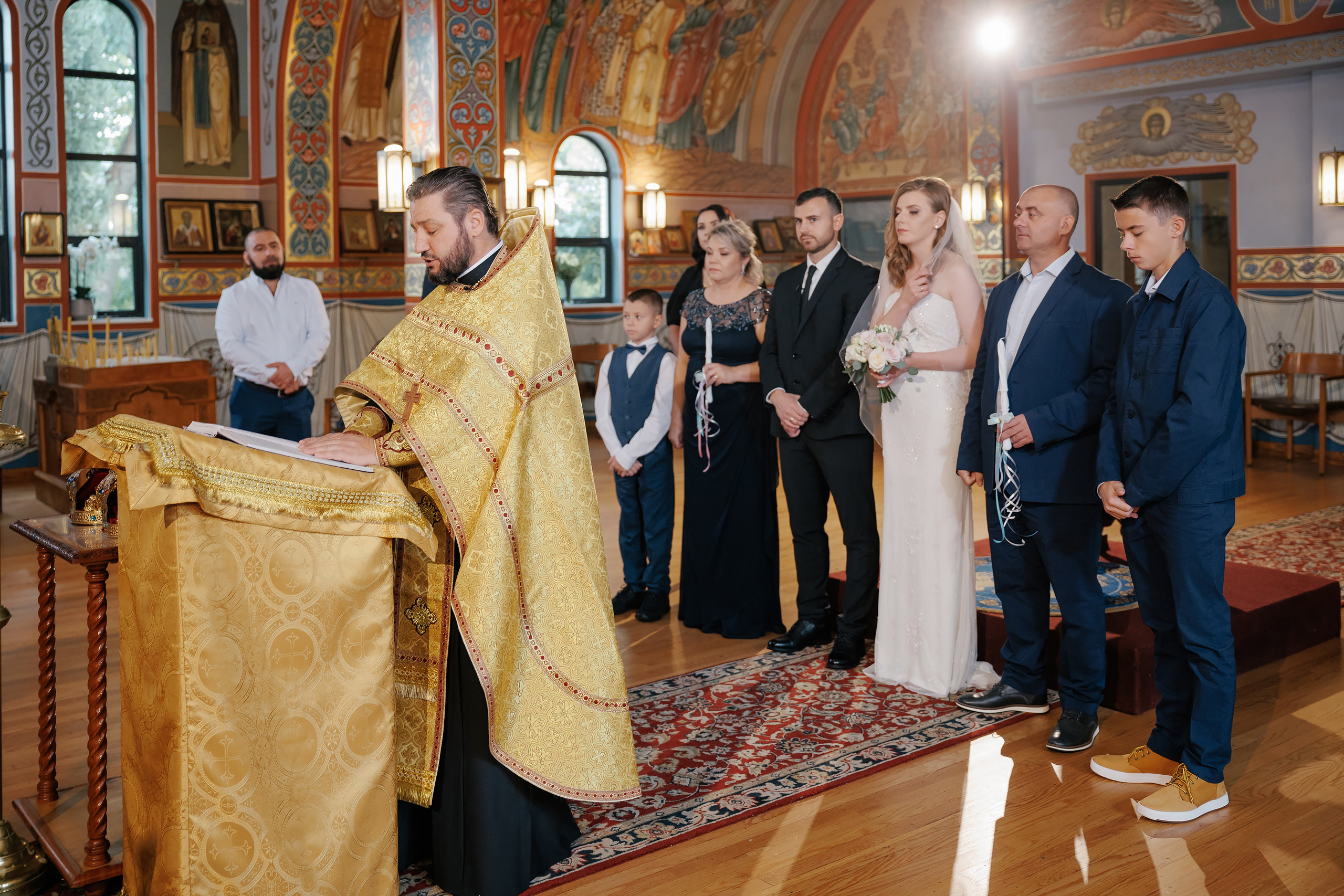 10.31.2021 Wedding. Wedding family event photographer in Chicago Nick Yushevich