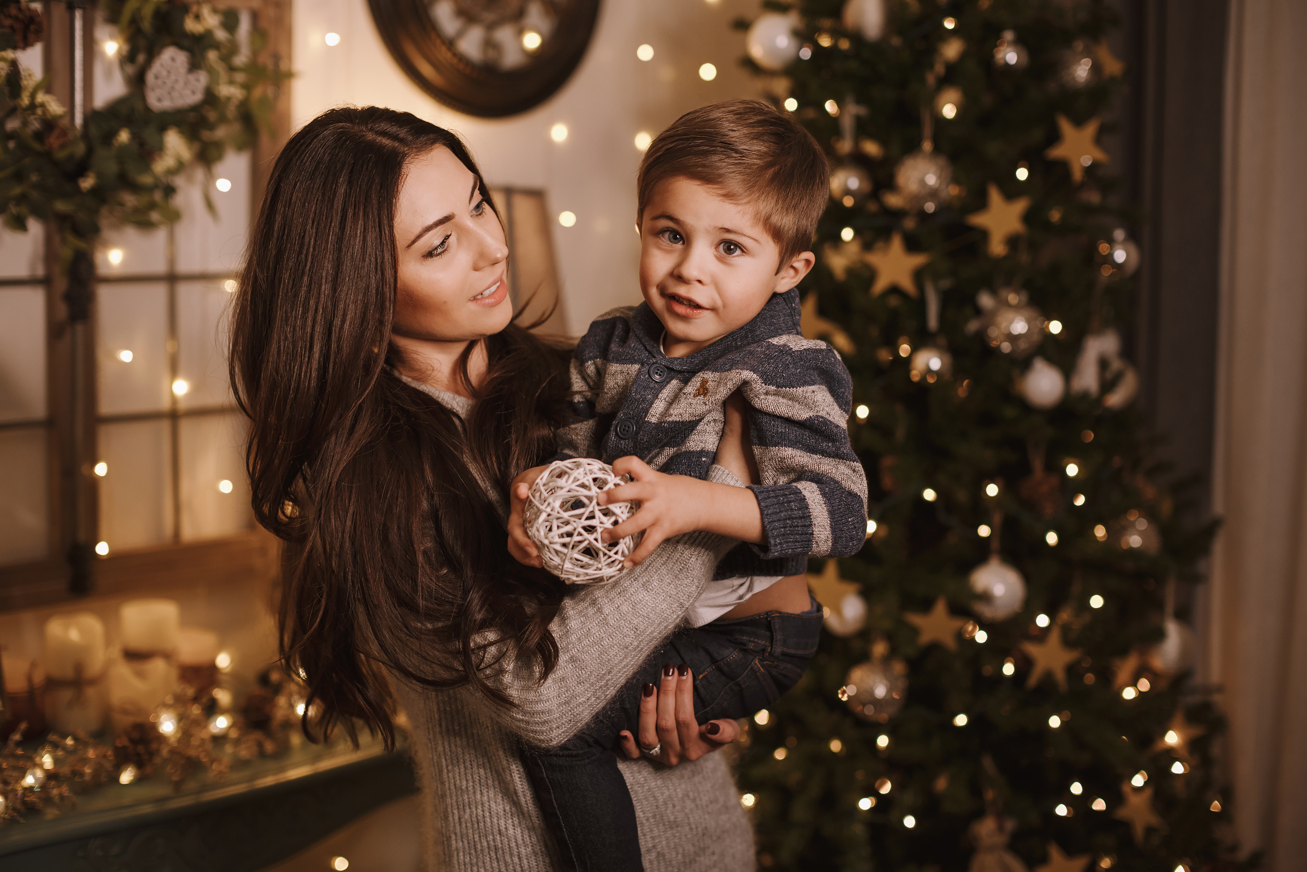 11212021 Christmas Photoshoot 4. Wedding family event photographer in Chicago Nick Yushevich