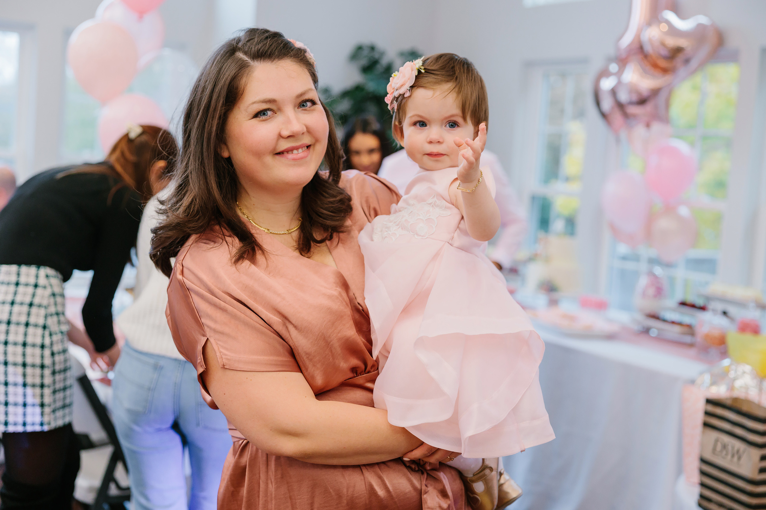 11.13.2021 First birthday. Wedding family event photographer in Chicago Nick Yushevich