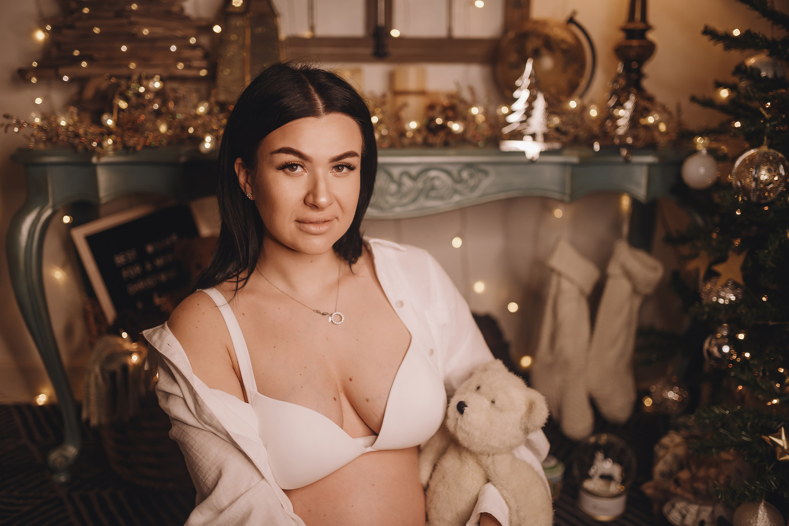 12152021 Christmas Photoshoot 15. Wedding family event photographer in Chicago Nick Yushevich