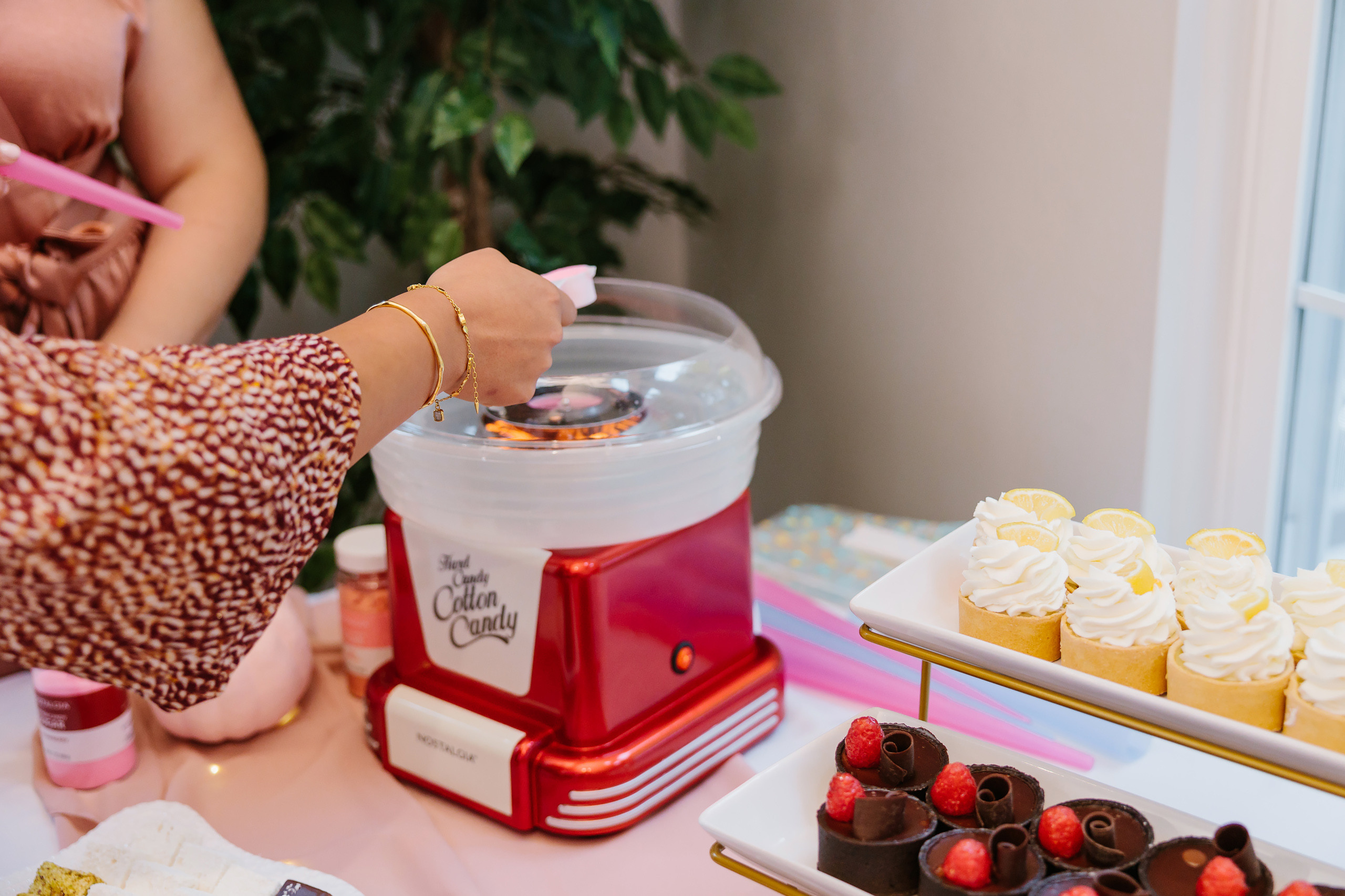 11.13.2021 First birthday. Wedding family event photographer in Chicago Nick Yushevich