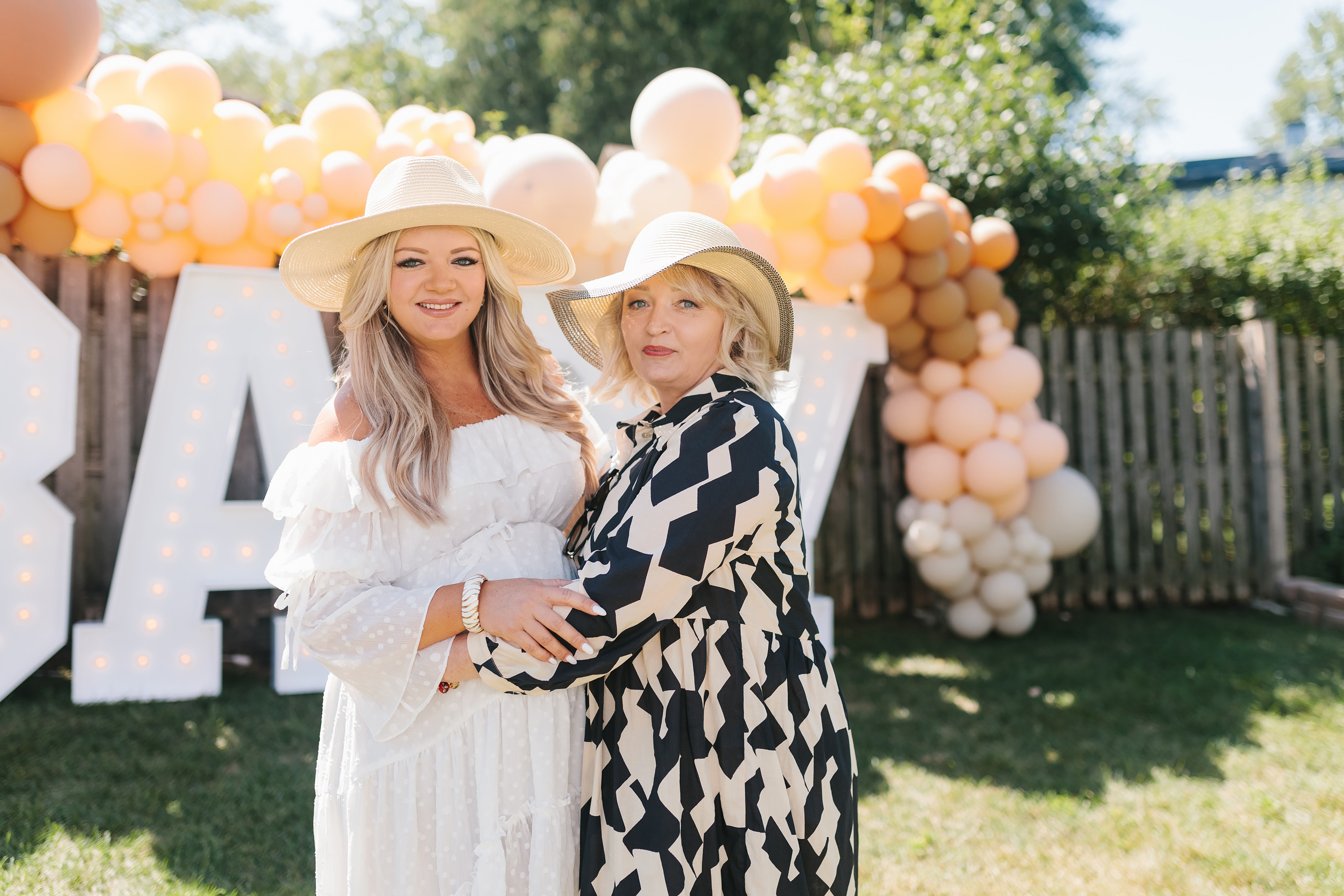 08.15.2021 Baby shower. Wedding family event photographer in Chicago Nick Yushevich