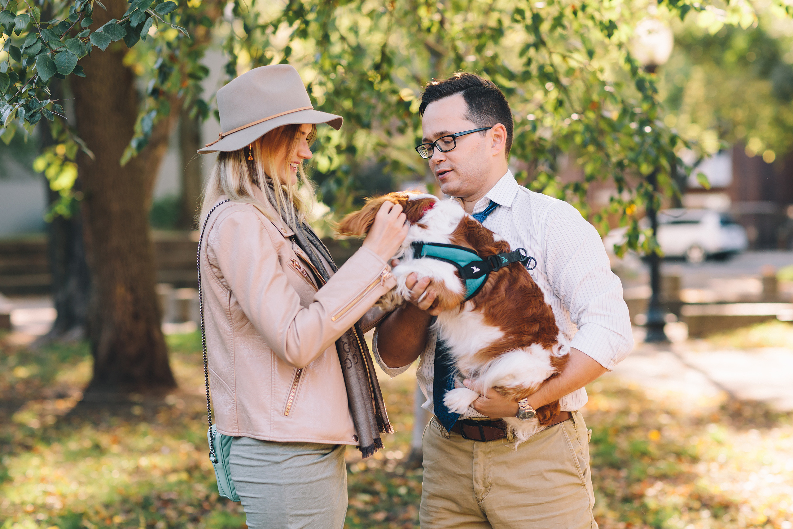 10.18.2021 Walk in Chicago. Wedding family event photographer in Chicago Nick Yushevich