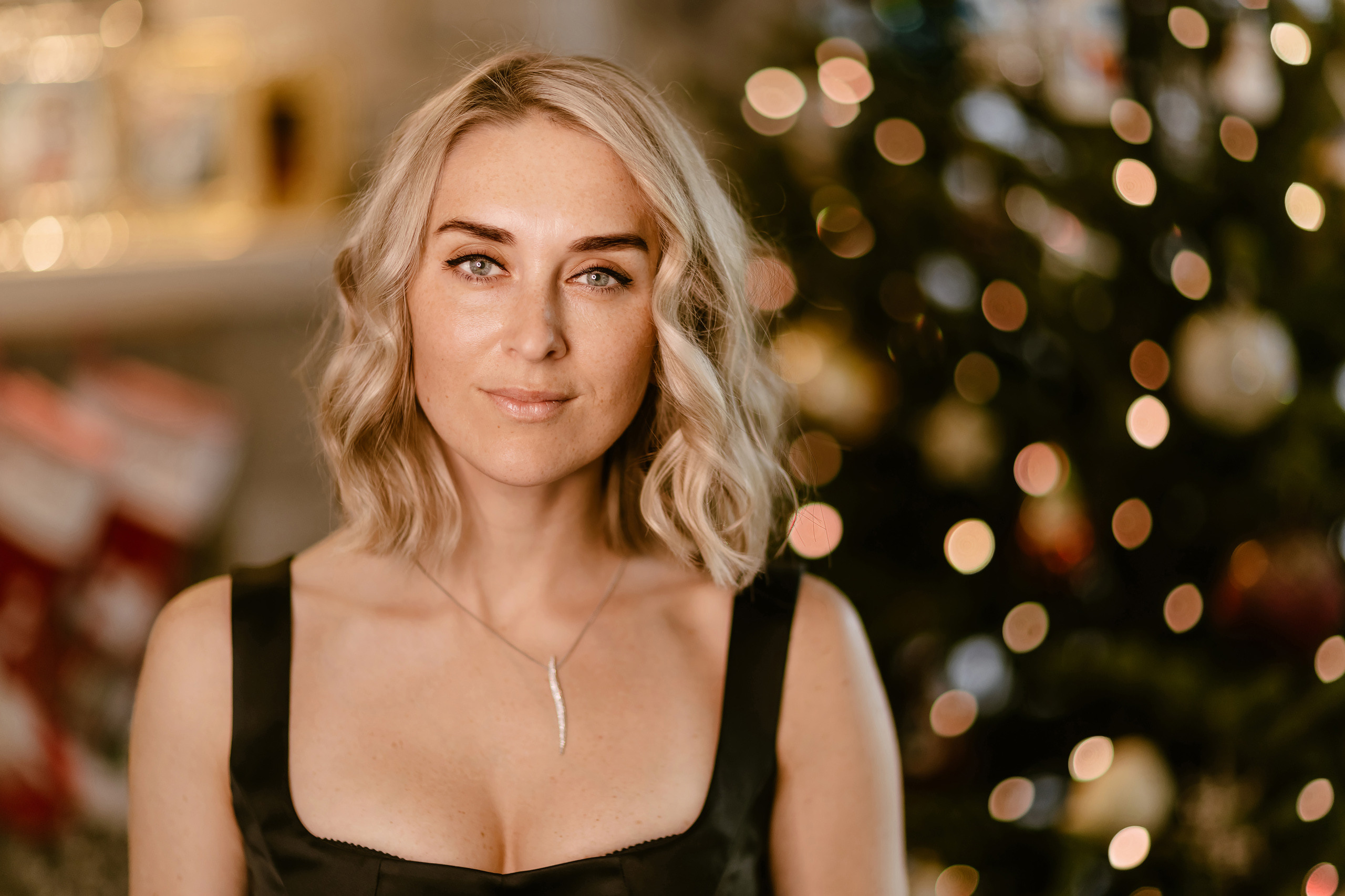 11282021 Christmas Photoshoot. Wedding family event photographer in Chicago Nick Yushevich