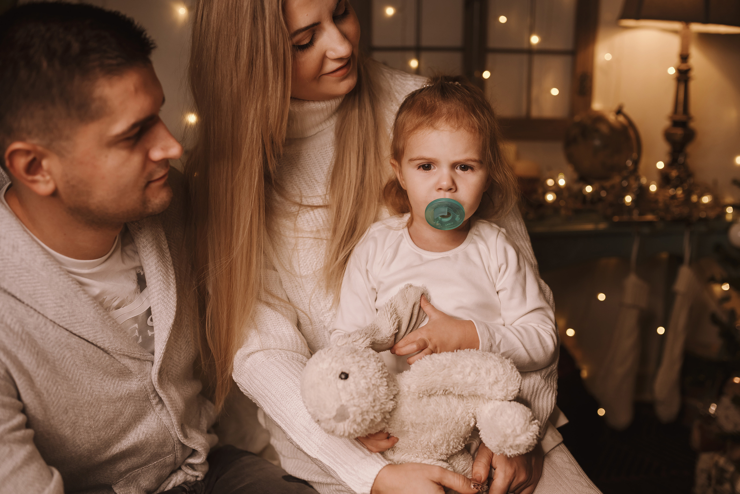 11212021 Christmas Photoshoot 3. Wedding family event photographer in Chicago Nick Yushevich