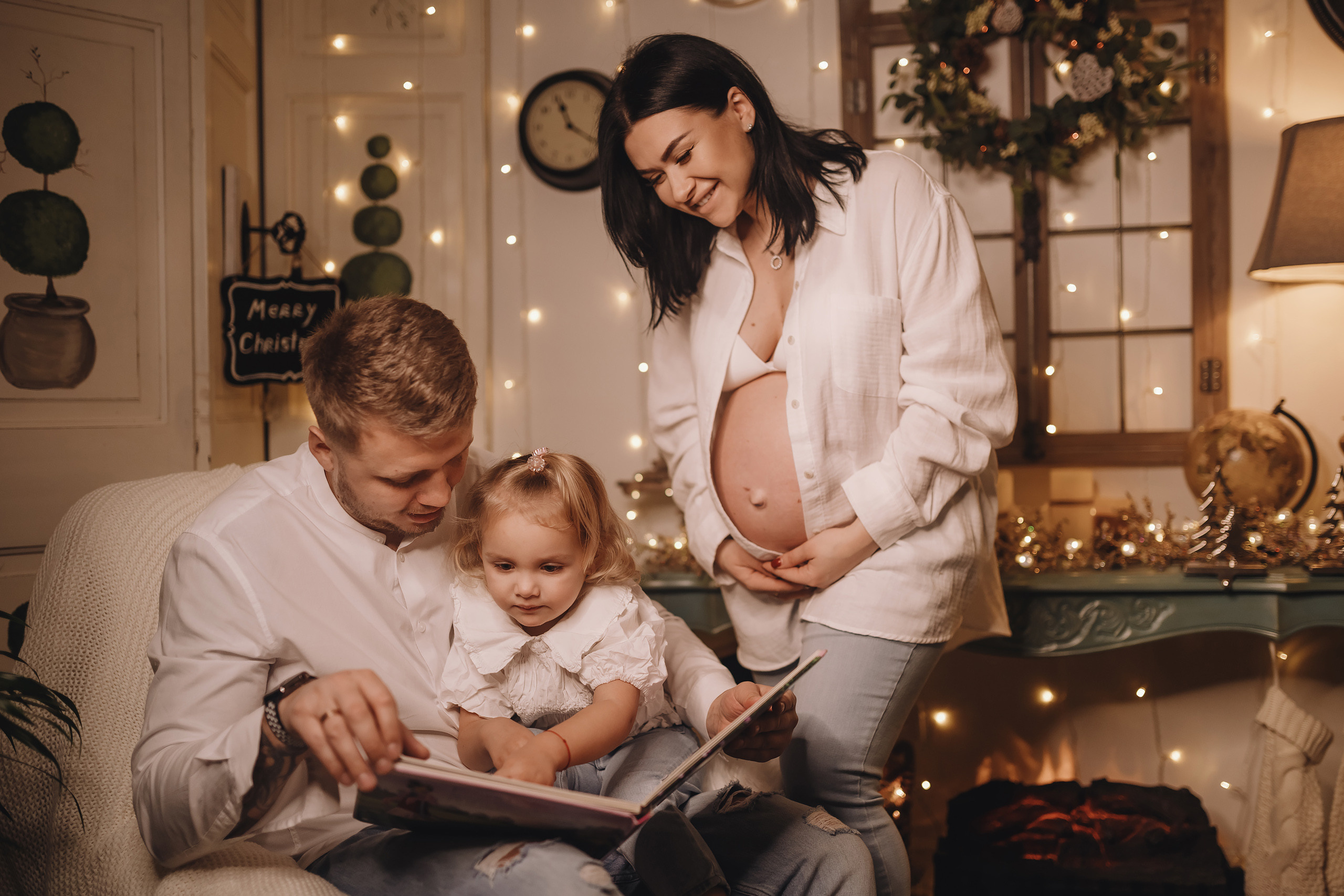 12152021 Christmas Photoshoot 15. Wedding family event photographer in Chicago Nick Yushevich