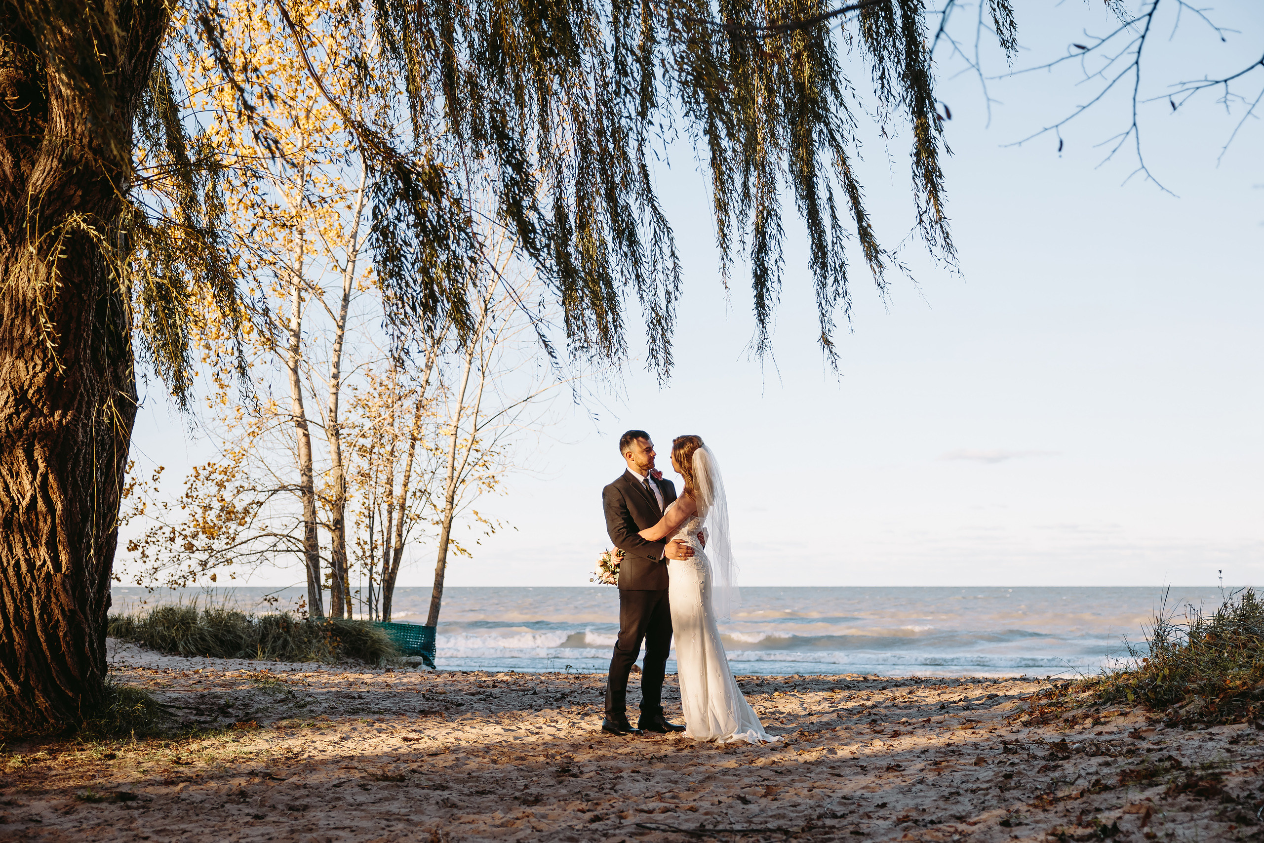 10.31.2021 Wedding. Wedding family event photographer in Chicago Nick Yushevich