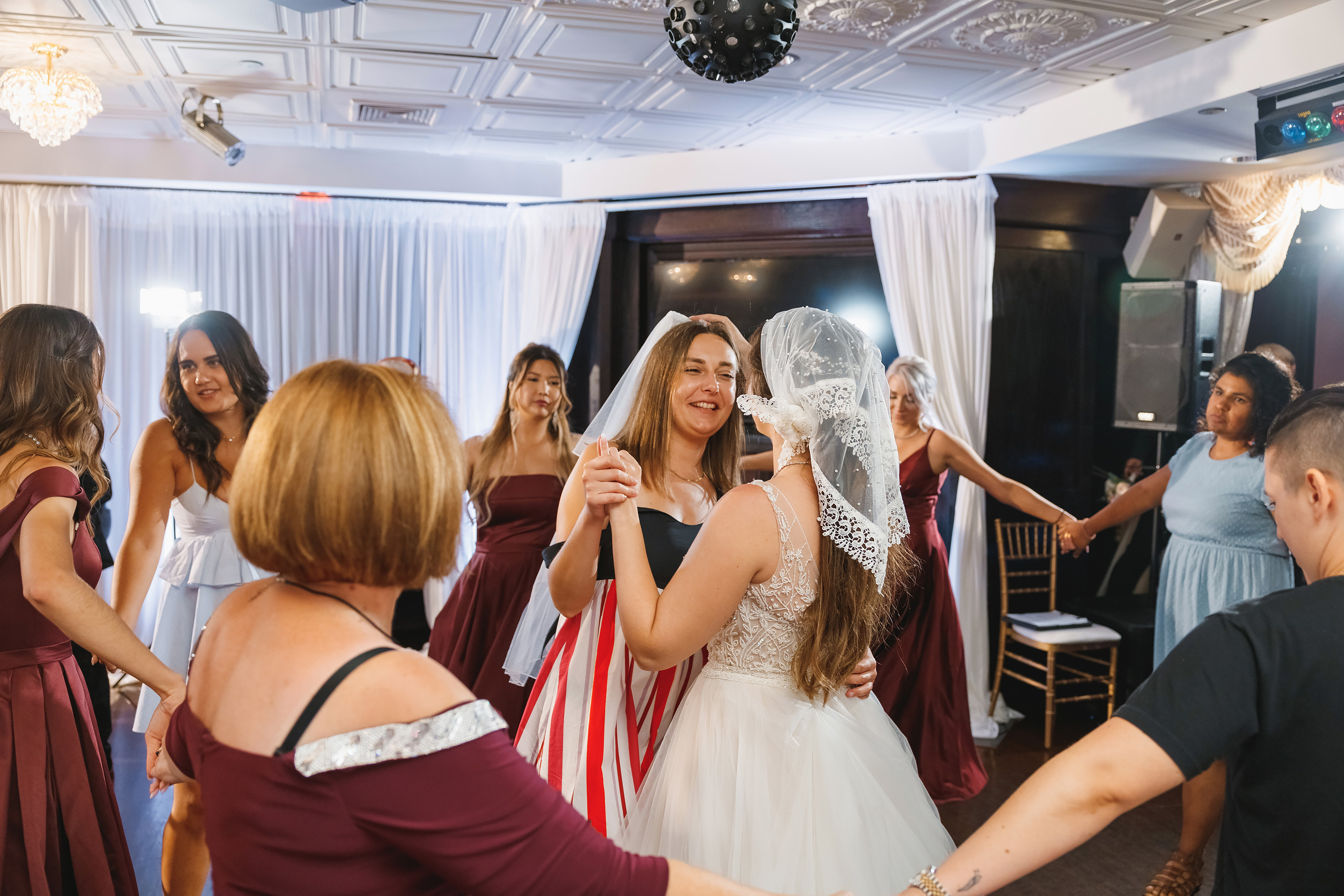 08.14.2021 Wedding. Wedding family event photographer in Chicago Nick Yushevich