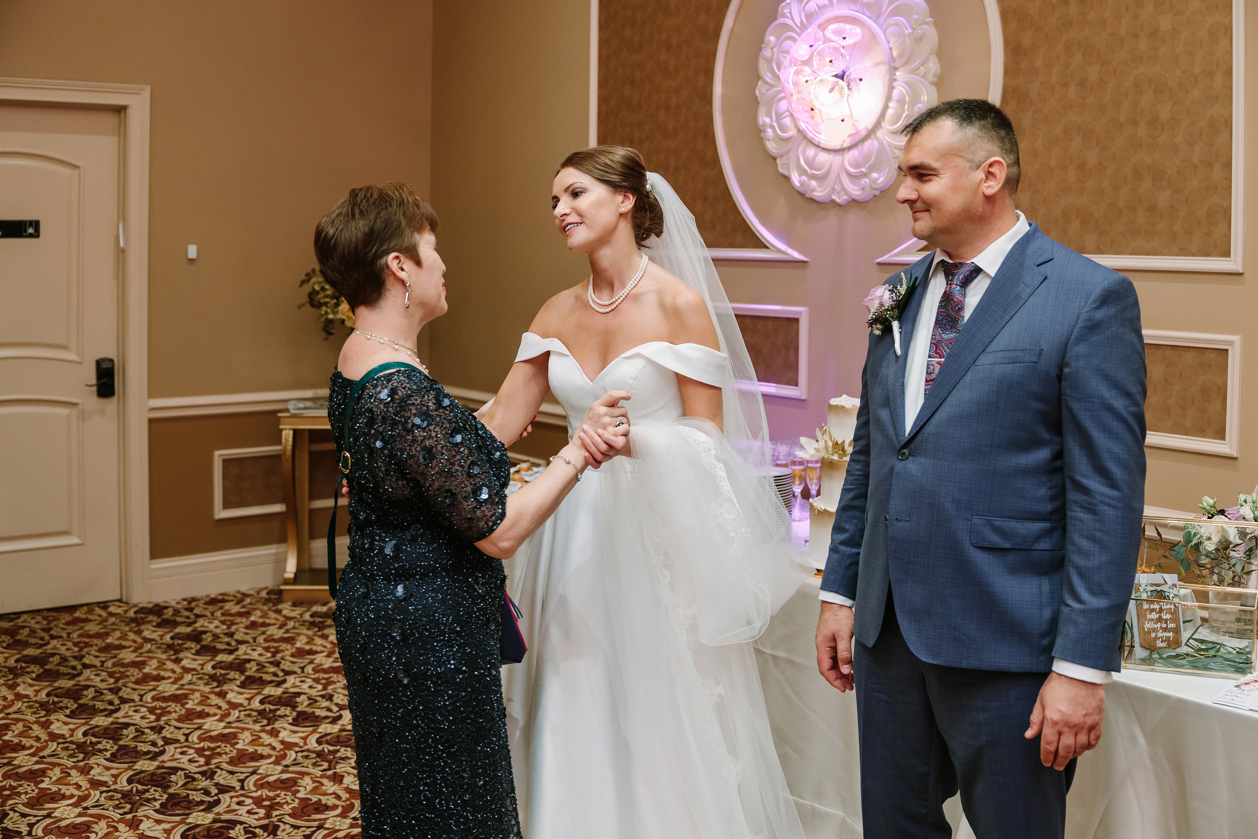 10.02.2021 Wedding. Wedding family event photographer in Chicago Nick Yushevich