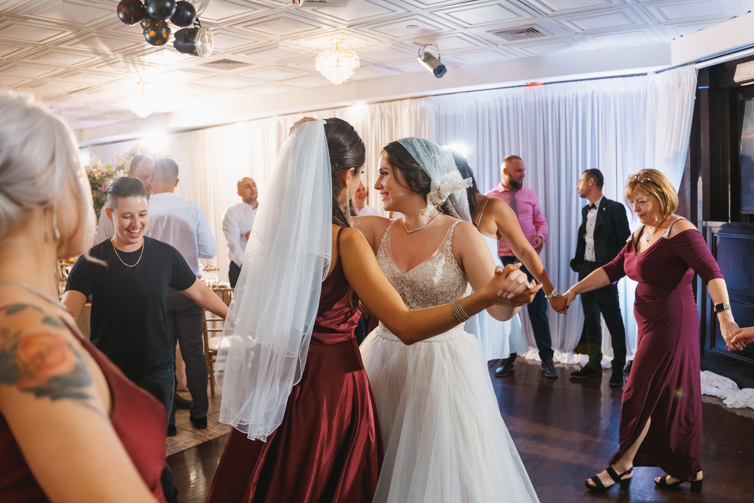 08.14.2021 Wedding. Wedding family event photographer in Chicago Nick Yushevich