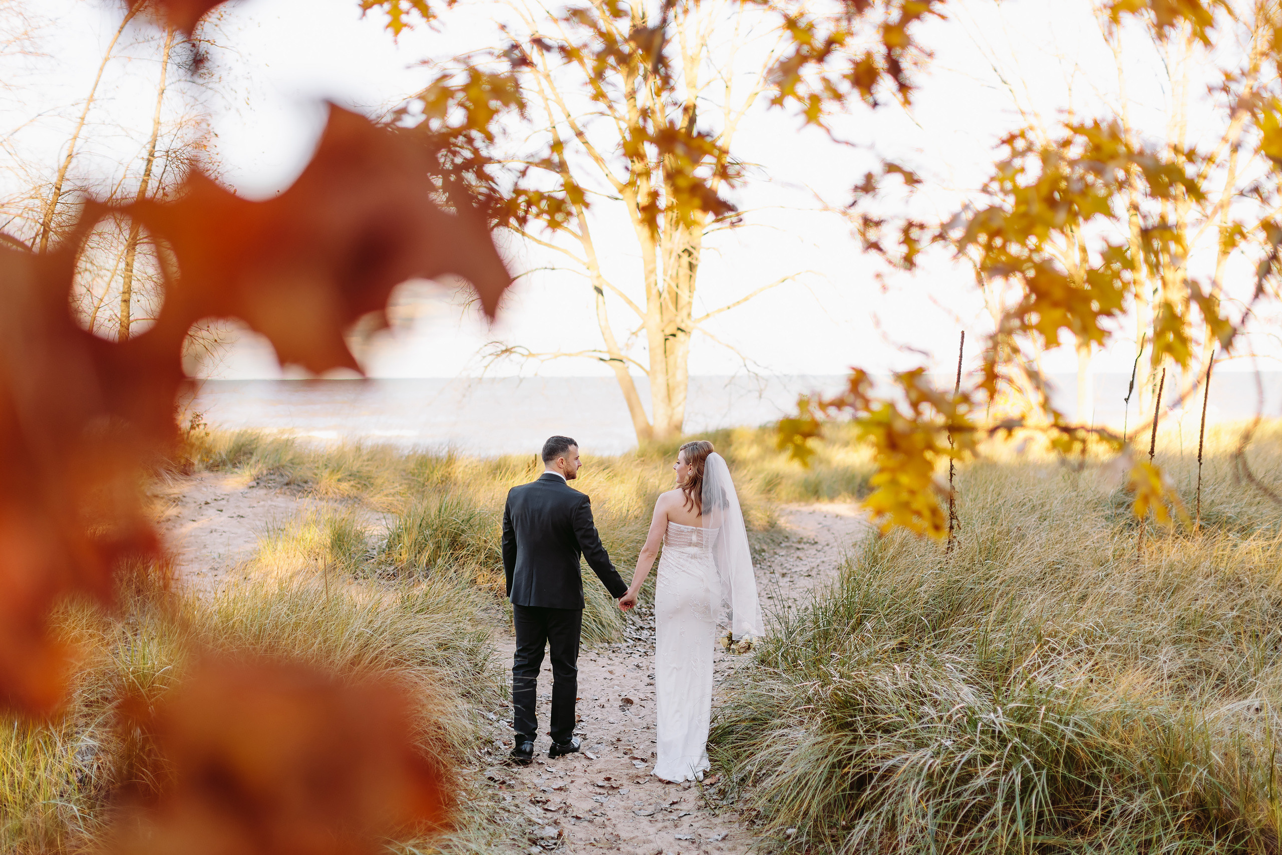 10.31.2021 Wedding. Wedding family event photographer in Chicago Nick Yushevich