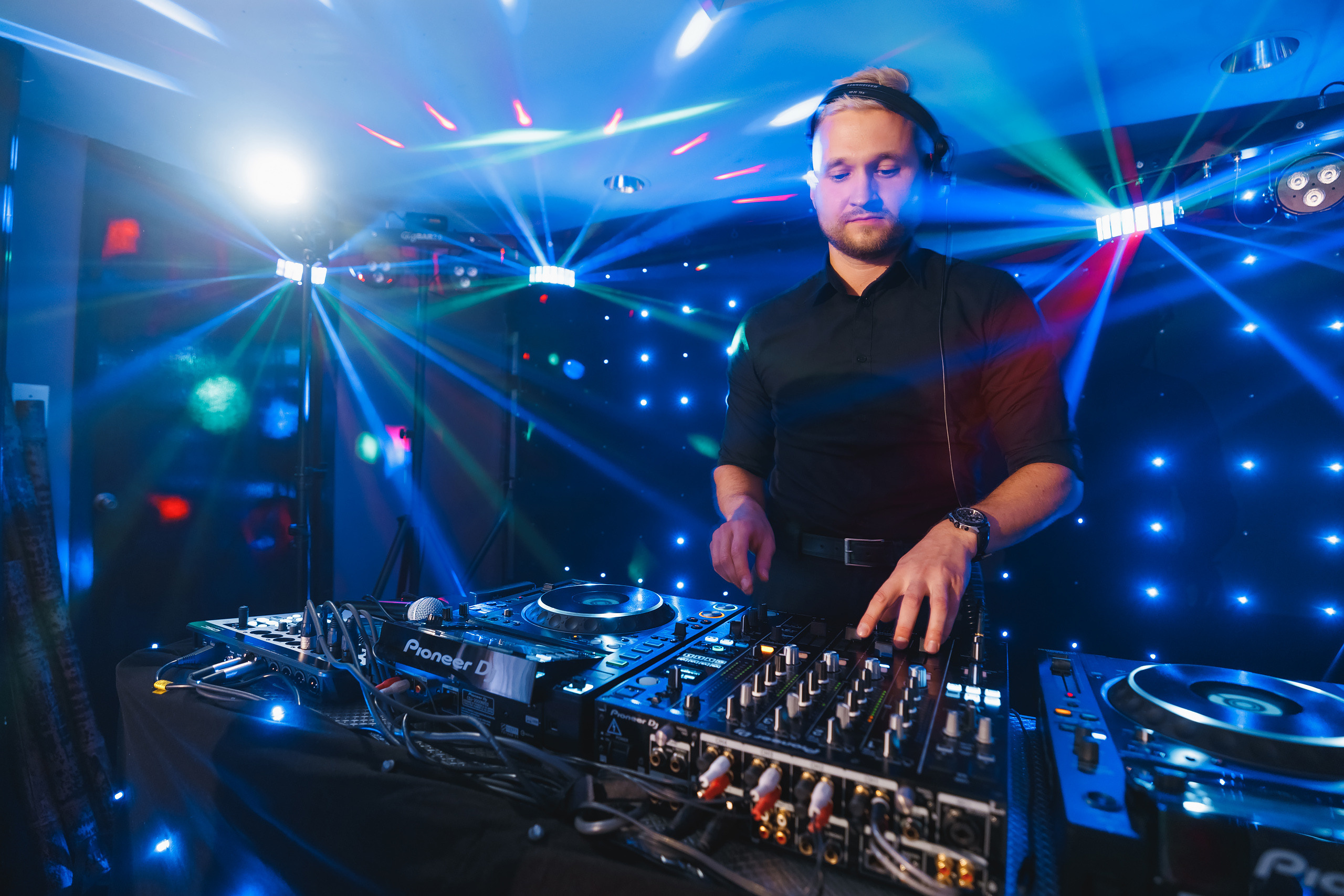 08.14.2021 Wedding. Wedding family event photographer in Chicago Nick Yushevich