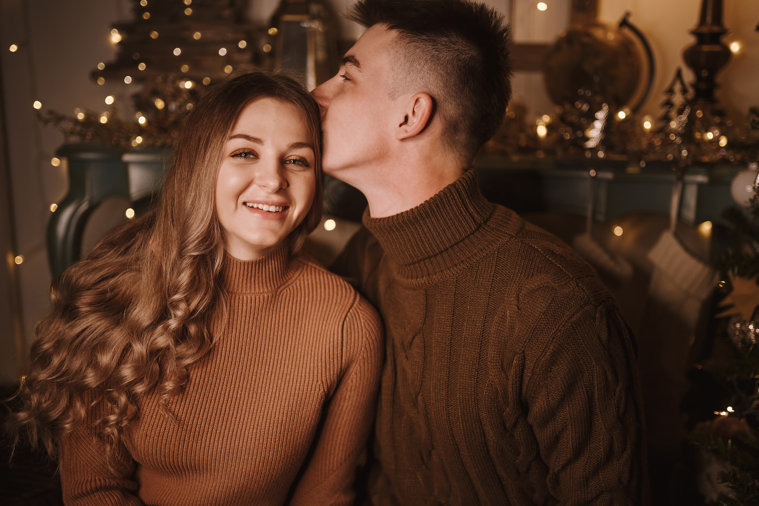 11282021 Christmas Photoshoot 5. Wedding family event photographer in Chicago Nick Yushevich