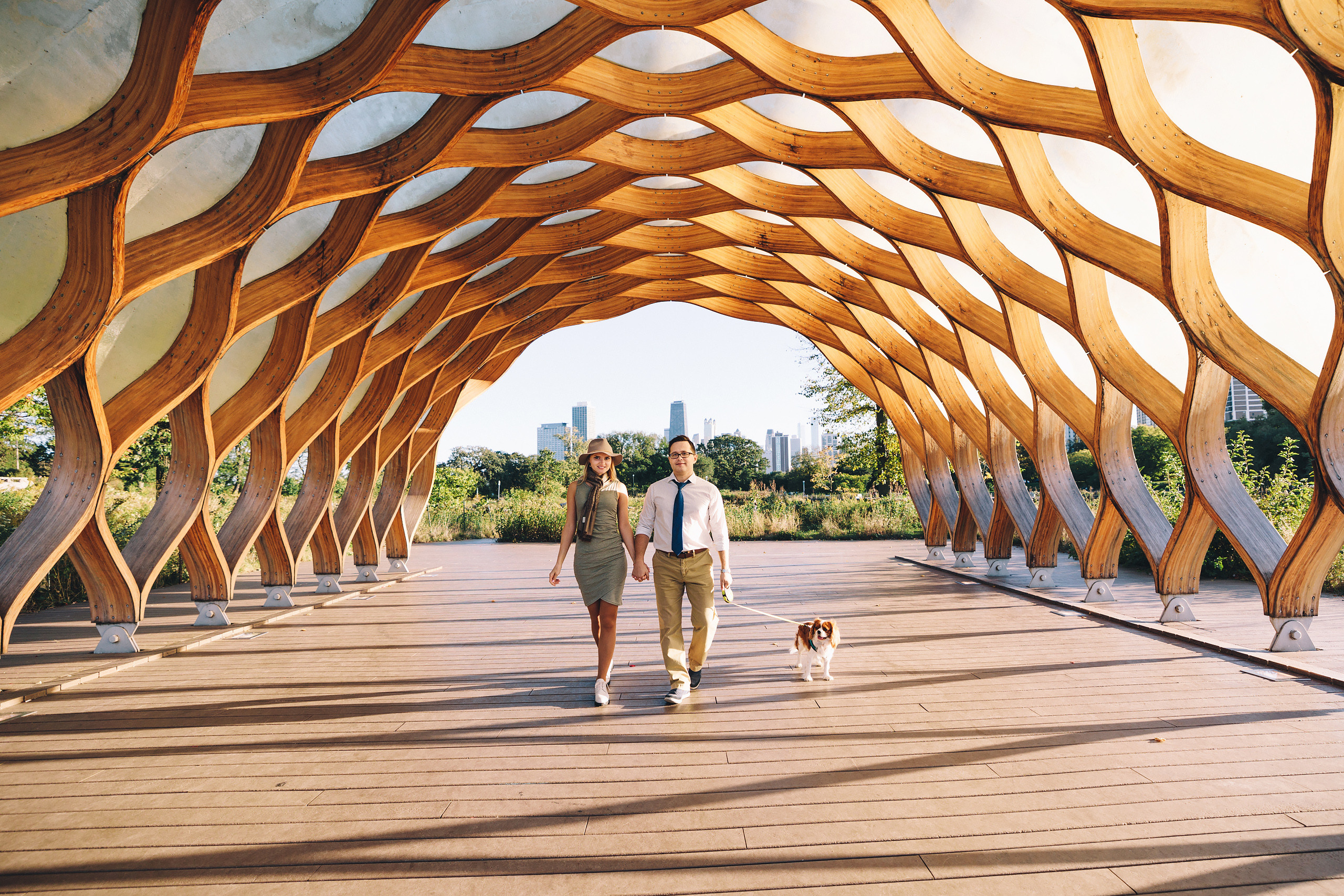 10.18.2021 Walk in Chicago. Wedding family event photographer in Chicago Nick Yushevich