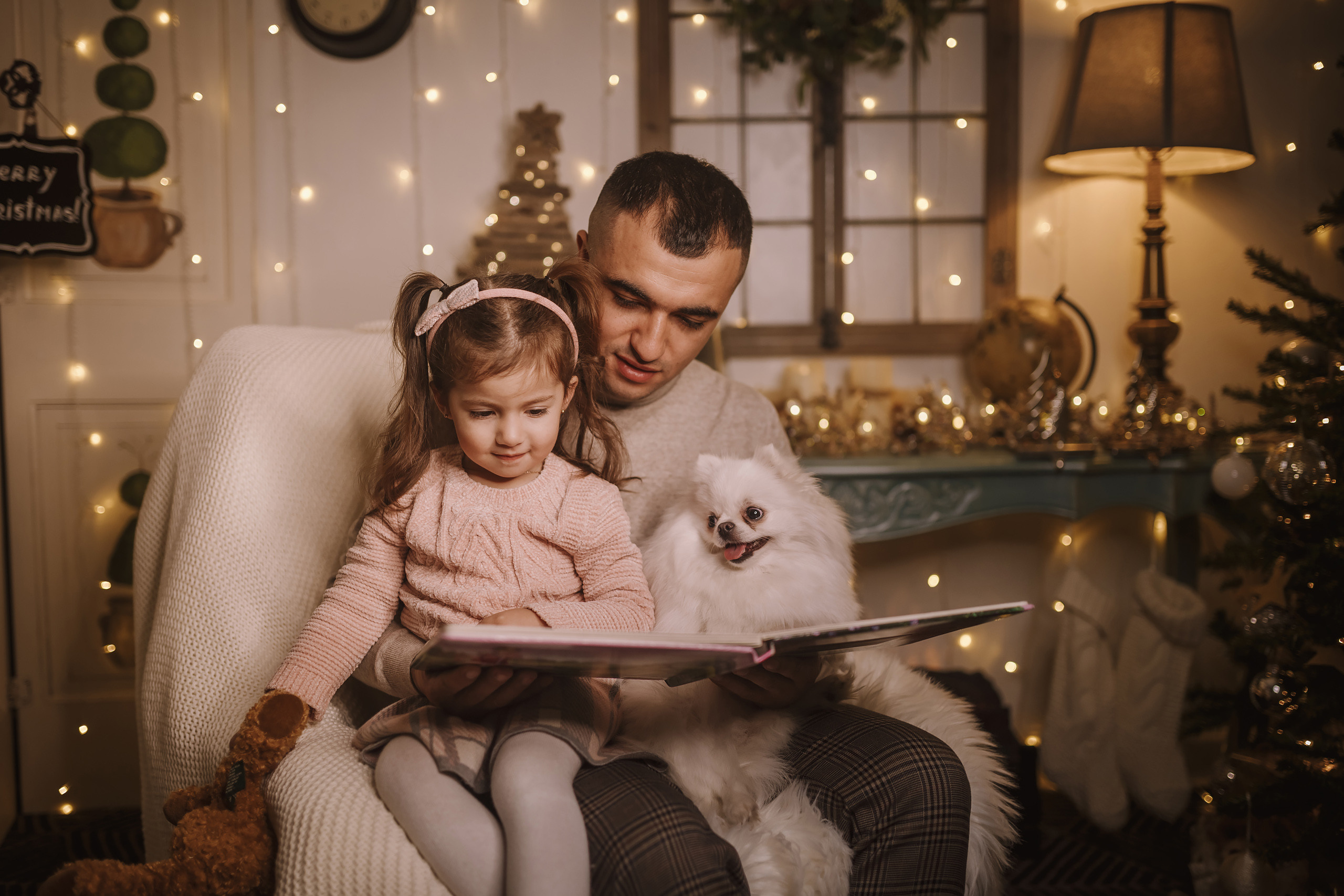 12042021 Christmas Photoshoot 9. Wedding family event photographer in Chicago Nick Yushevich