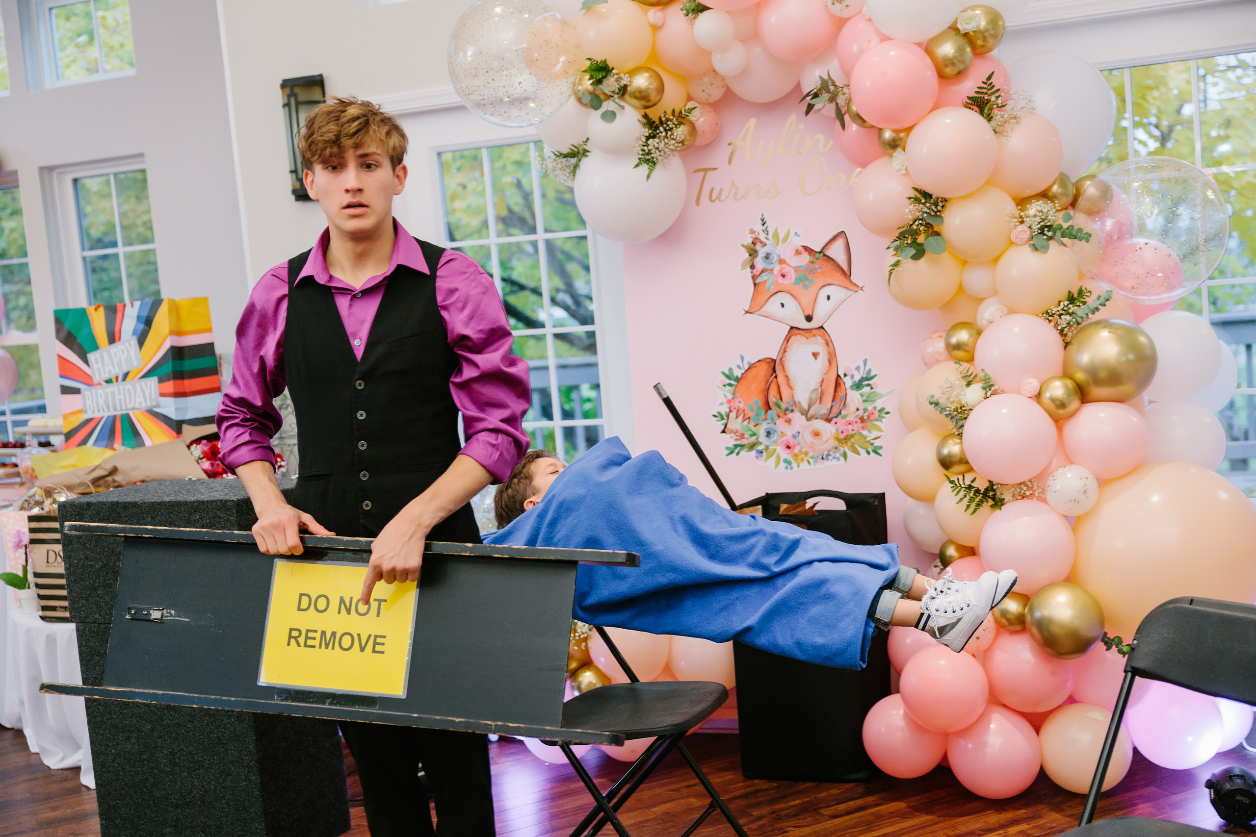 11.13.2021 First birthday. Wedding family event photographer in Chicago Nick Yushevich