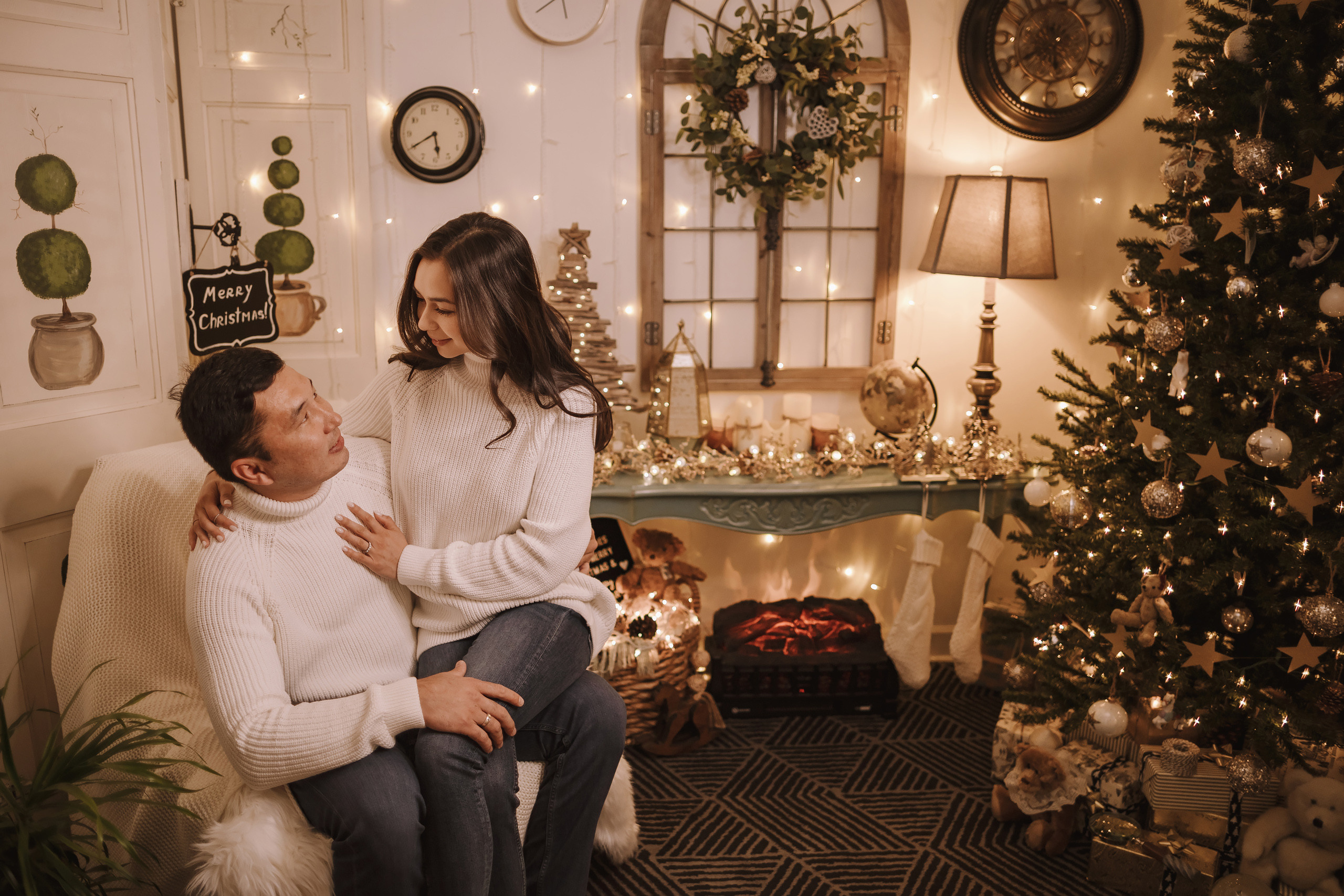 11182021 Christmas Photoshoot 2. Wedding family event photographer in Chicago Nick Yushevich