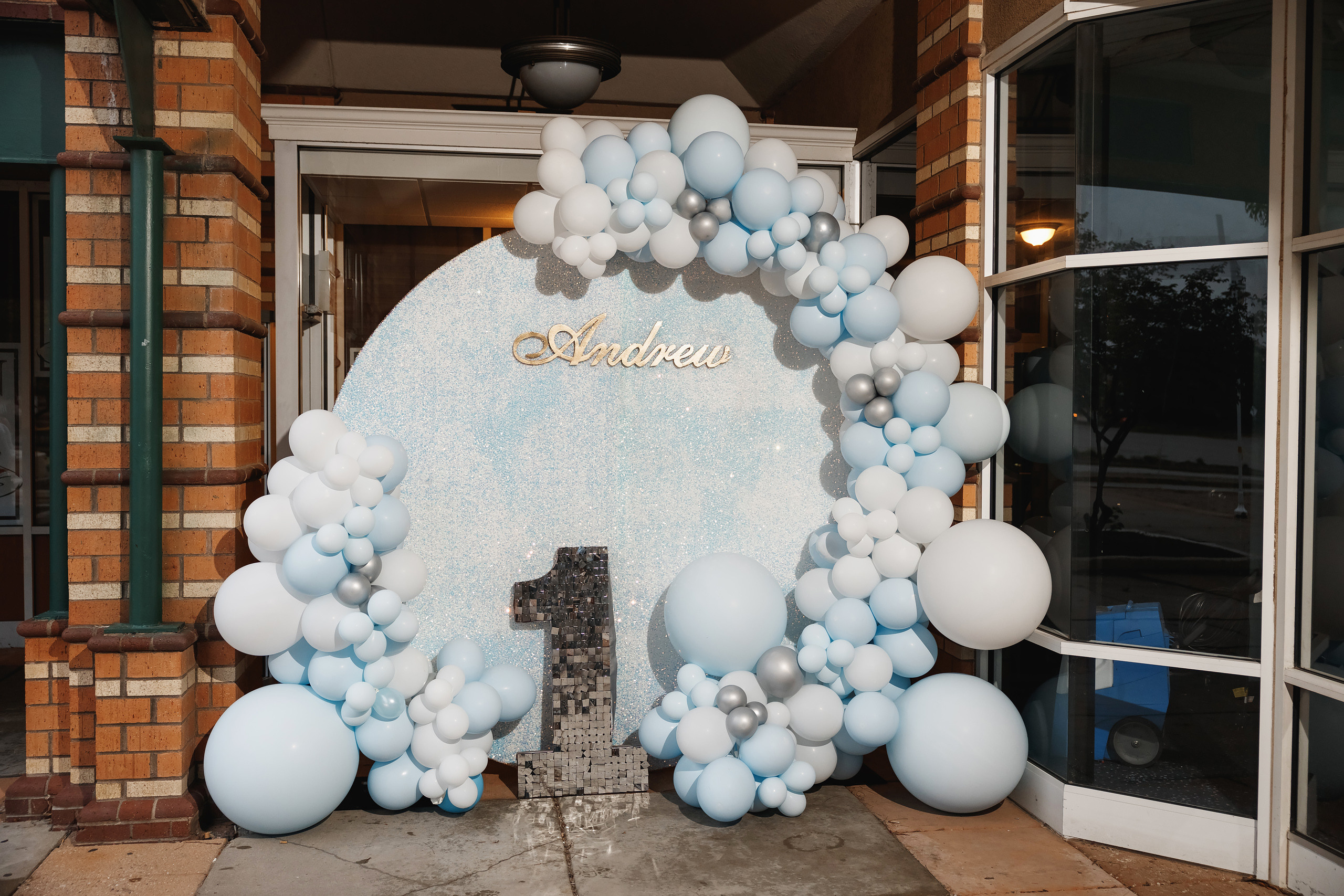 09,04.2021 First birthday. Wedding family event photographer in Chicago Nick Yushevich