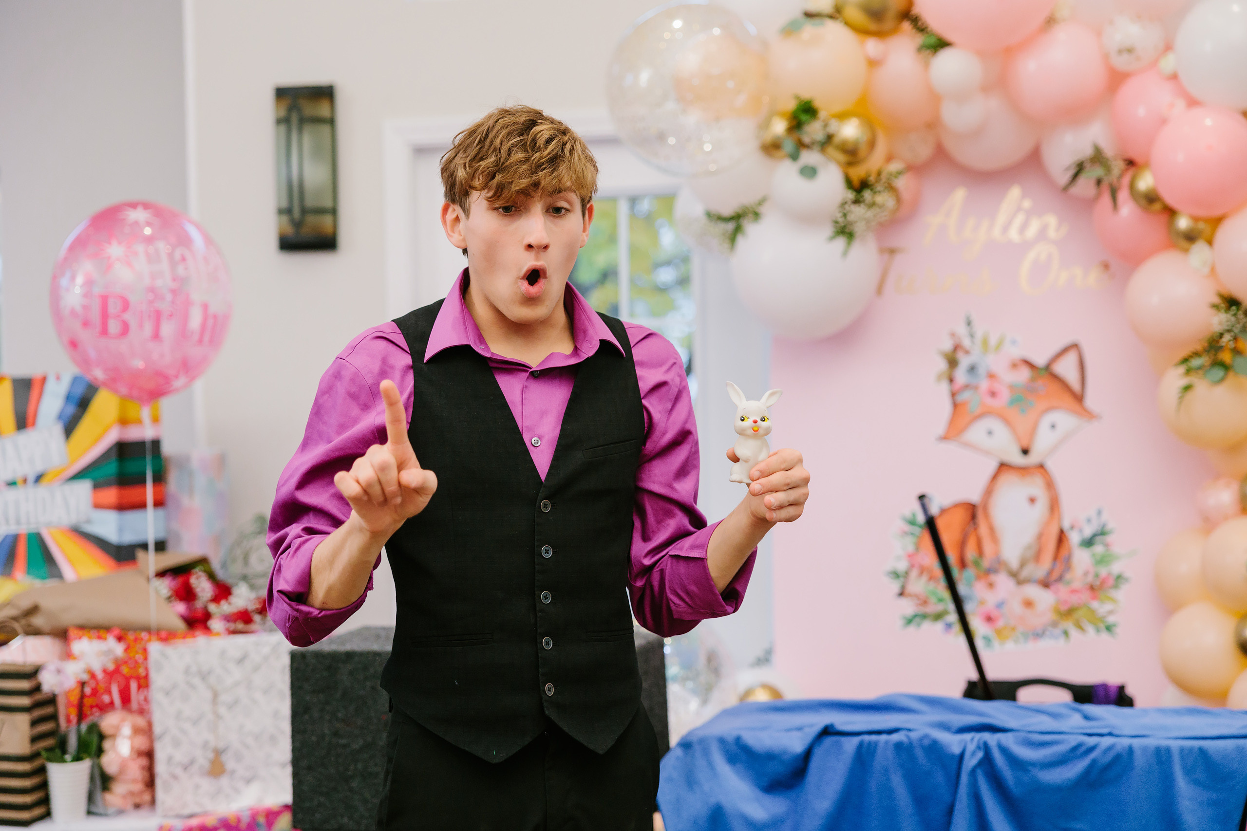 11.13.2021 First birthday. Wedding family event photographer in Chicago Nick Yushevich