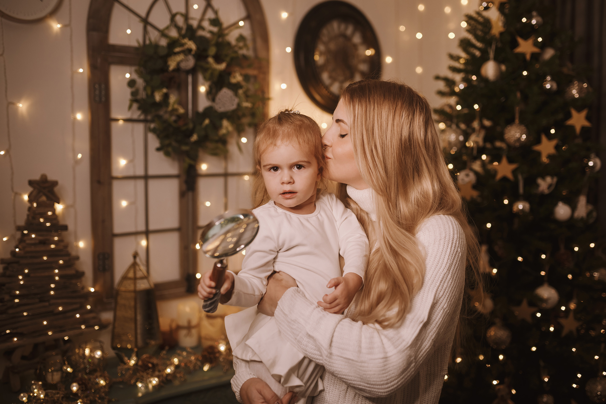 11212021 Christmas Photoshoot 3. Wedding family event photographer in Chicago Nick Yushevich